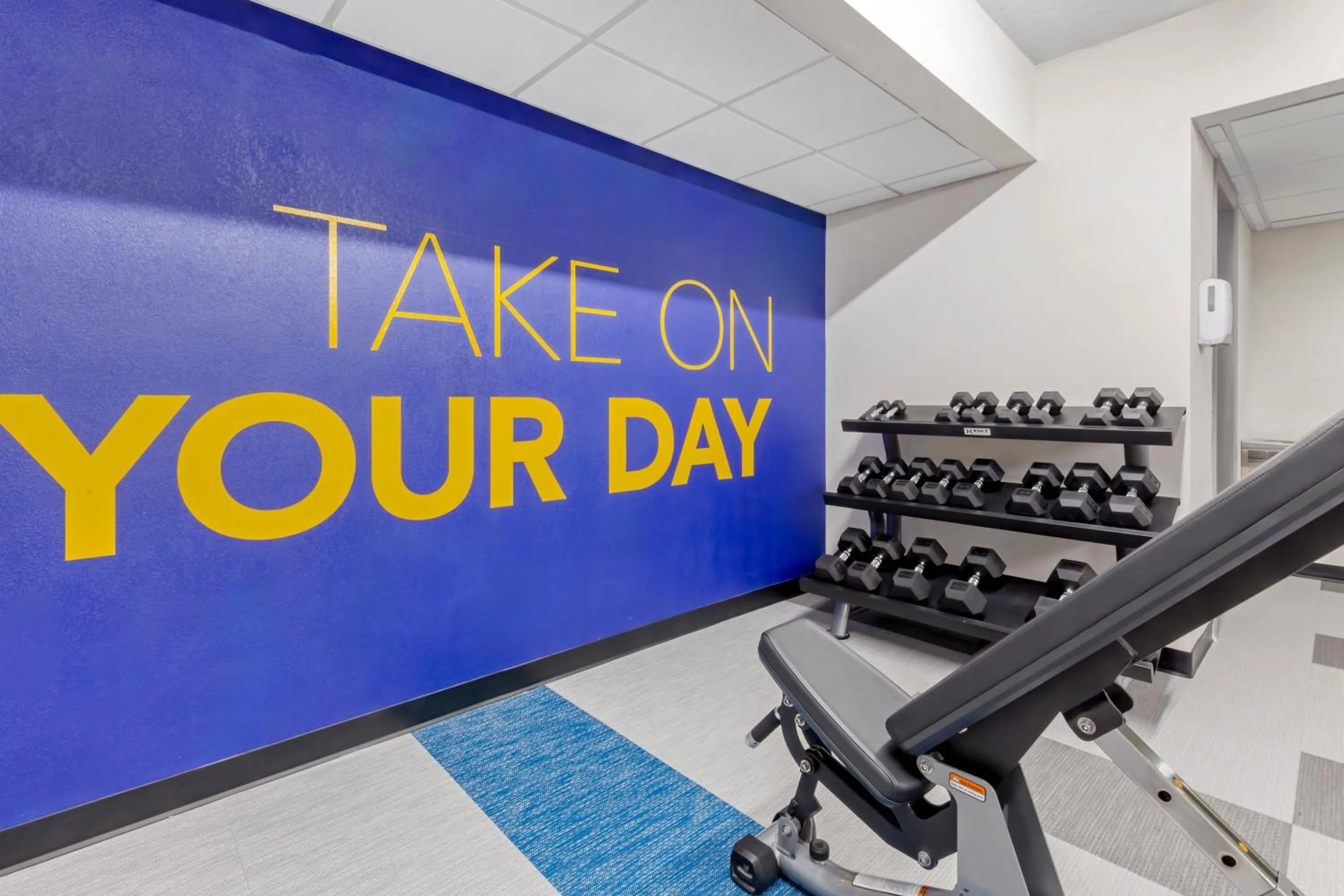 Fitness centre/facilities in Comfort Inn & Suites