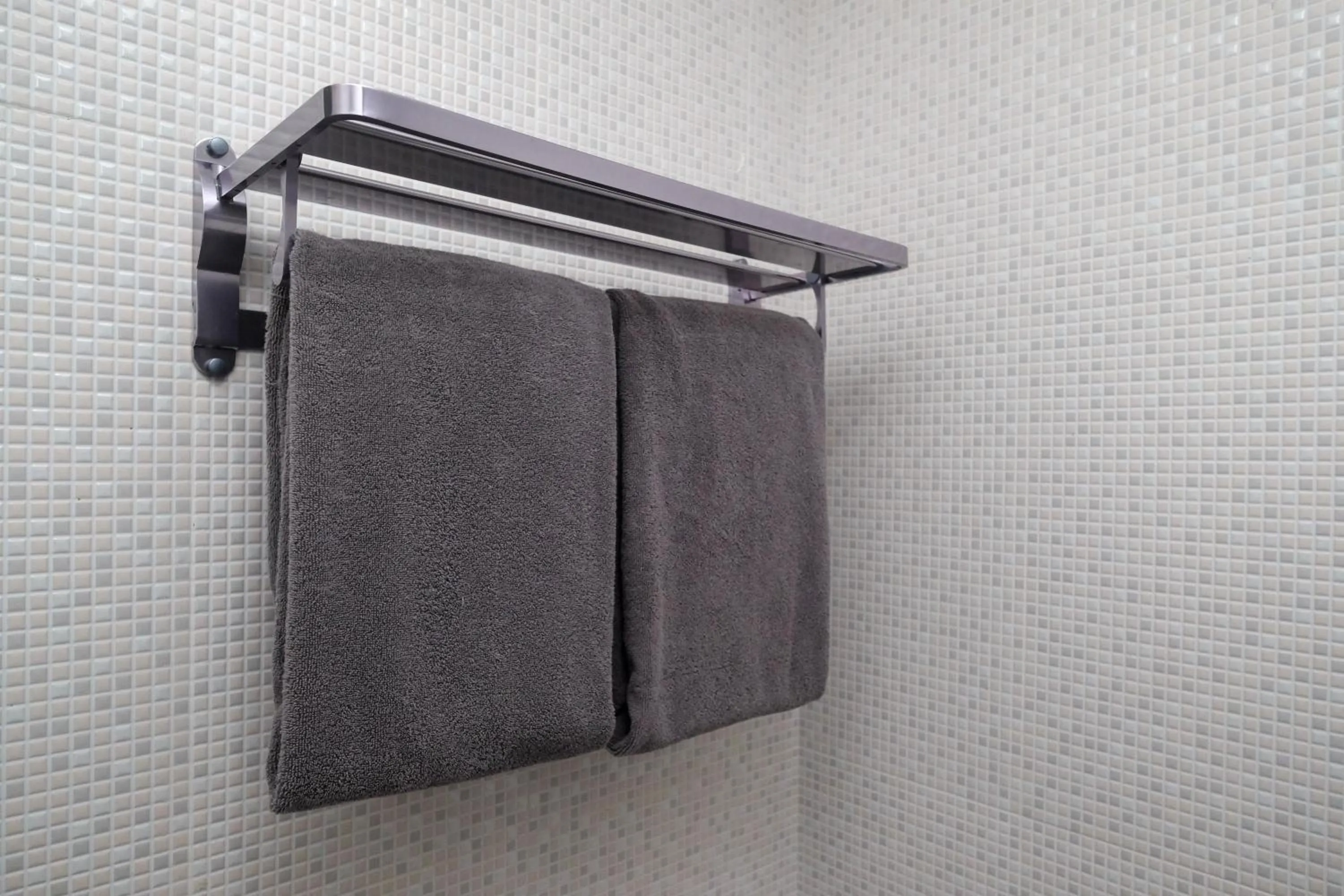 Bathroom in RedDoorz Apartment near Exit Toll Colomadu