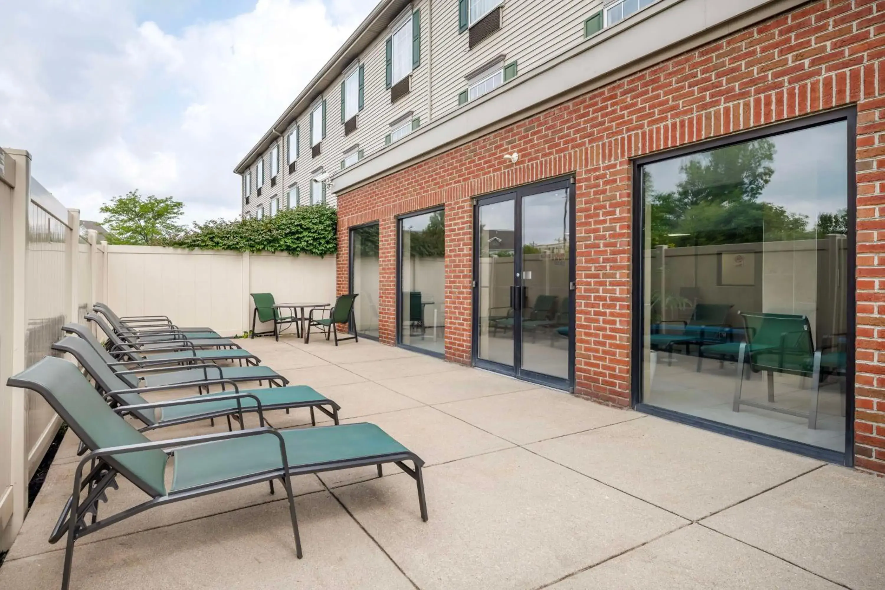 Property building in Best Western Mason Inn Property building in Best Western Mason Inn