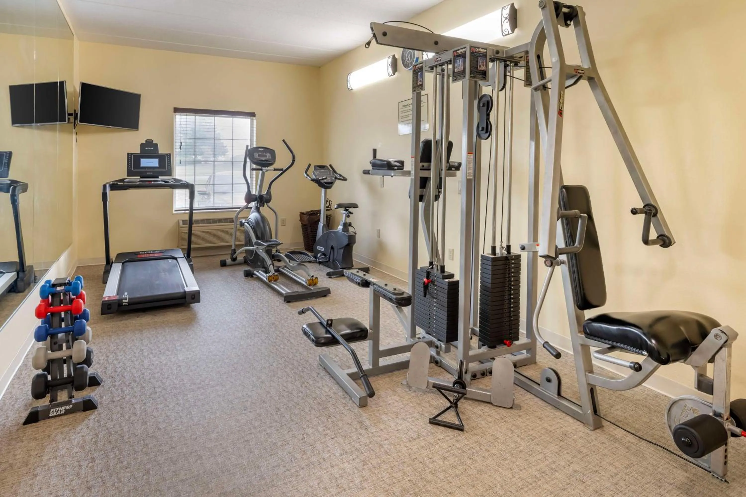 Fitness centre/facilities in Best Western Mason Inn