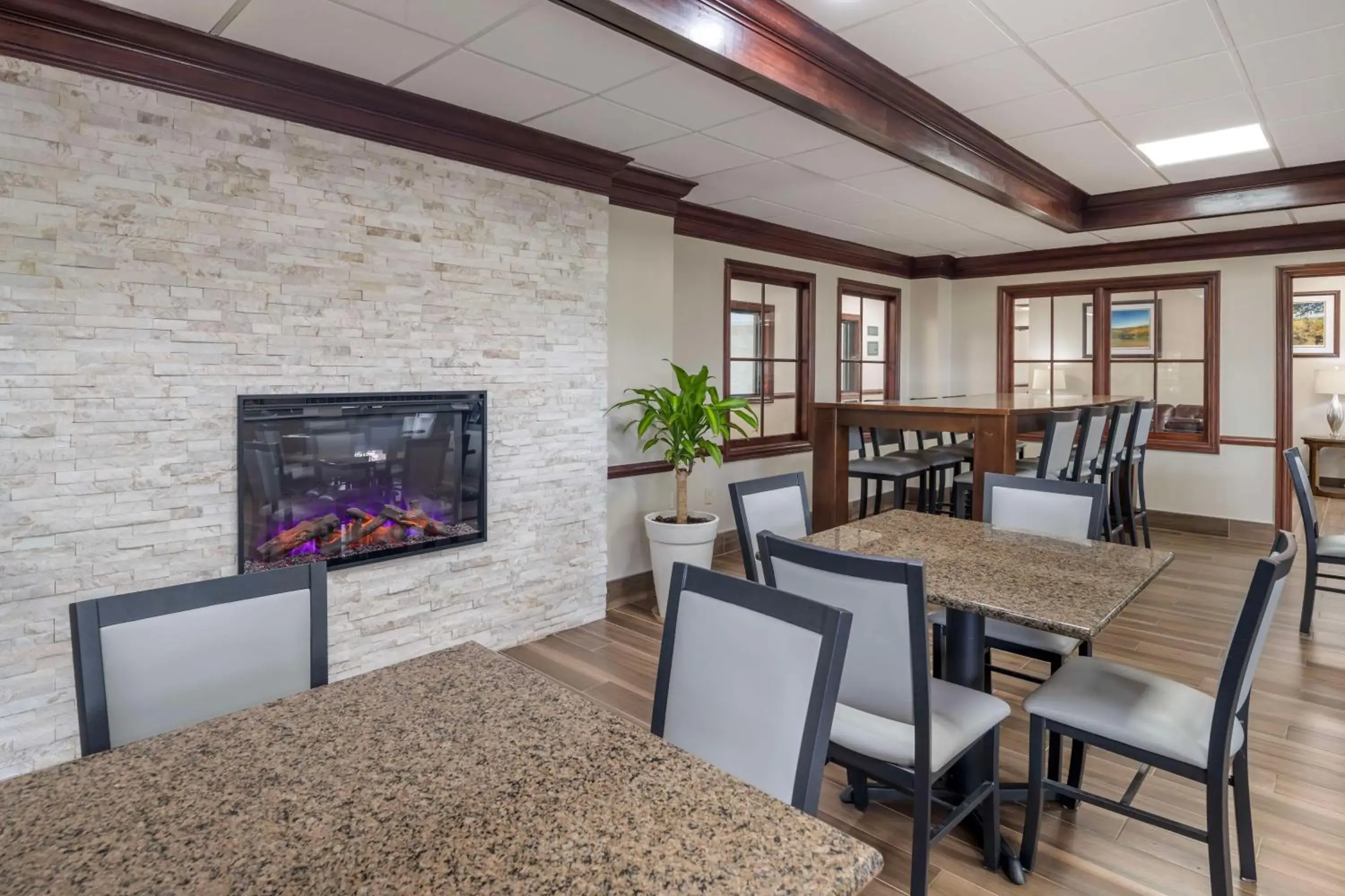 Breakfast in Best Western Mason Inn Breakfast in Best Western Mason Inn