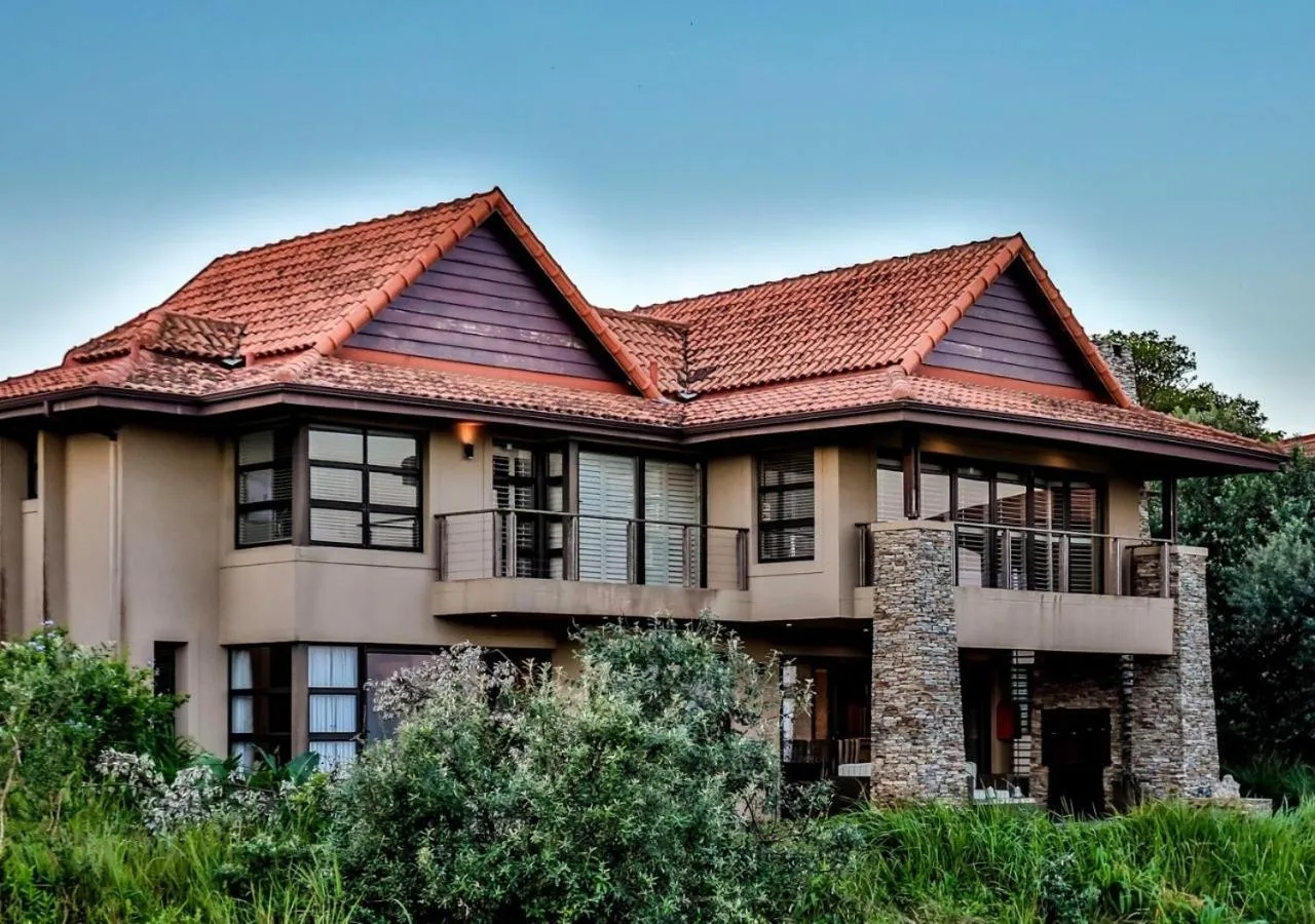 Zimbali 4 Bedroom with pool ZHB1