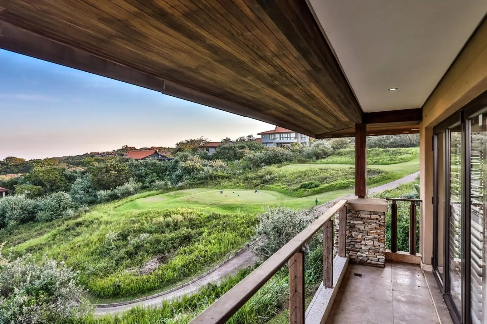 Zimbali 4 Bedroom with pool ZHB1