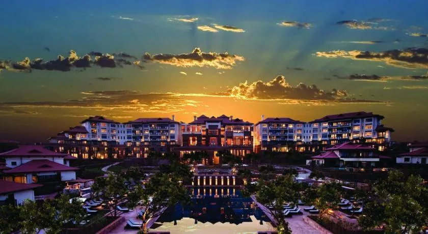 Zimbali 4 Bedroom with pool ZHB1