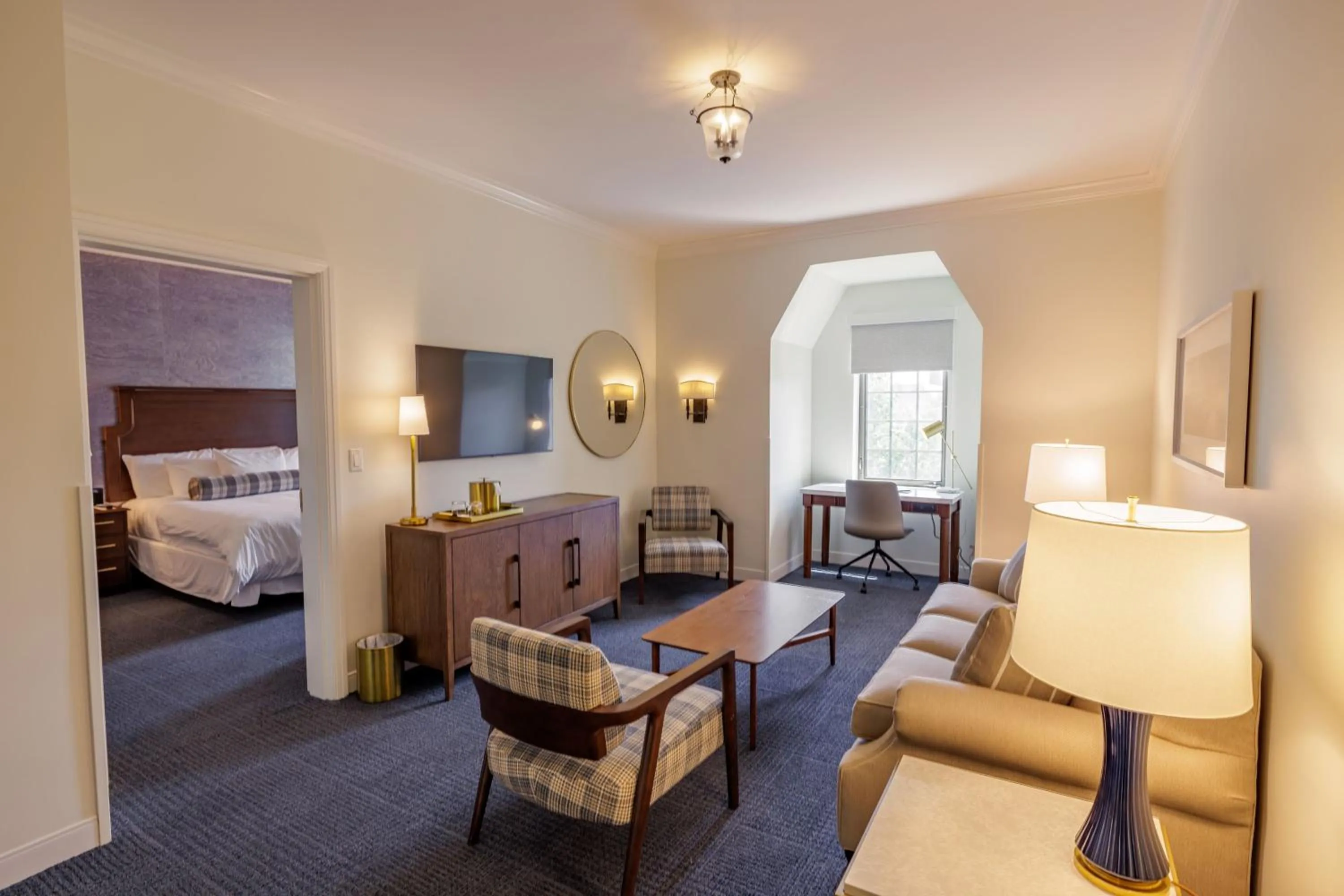 Bedroom, Bed in Morris Inn at Notre Dame