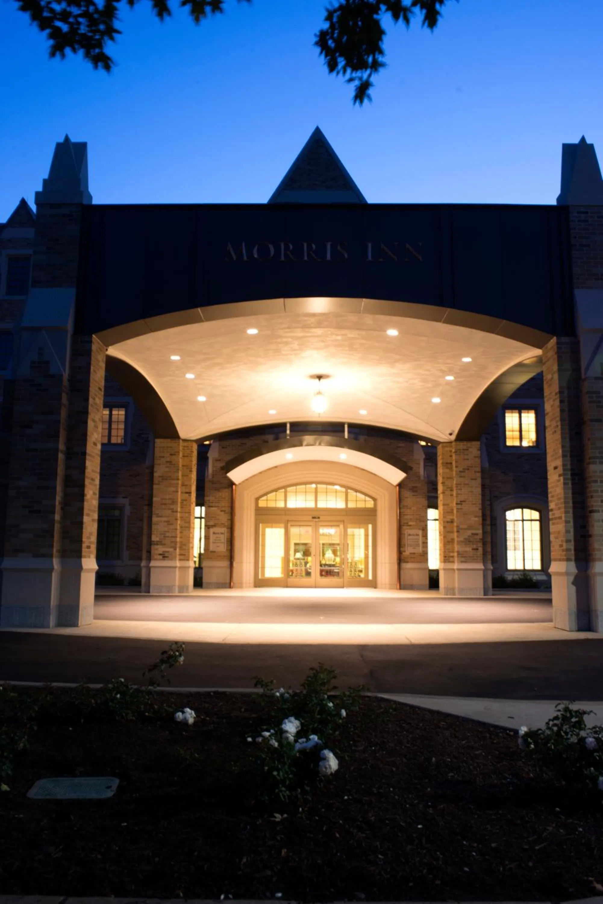 Facade/entrance in Morris Inn at Notre Dame