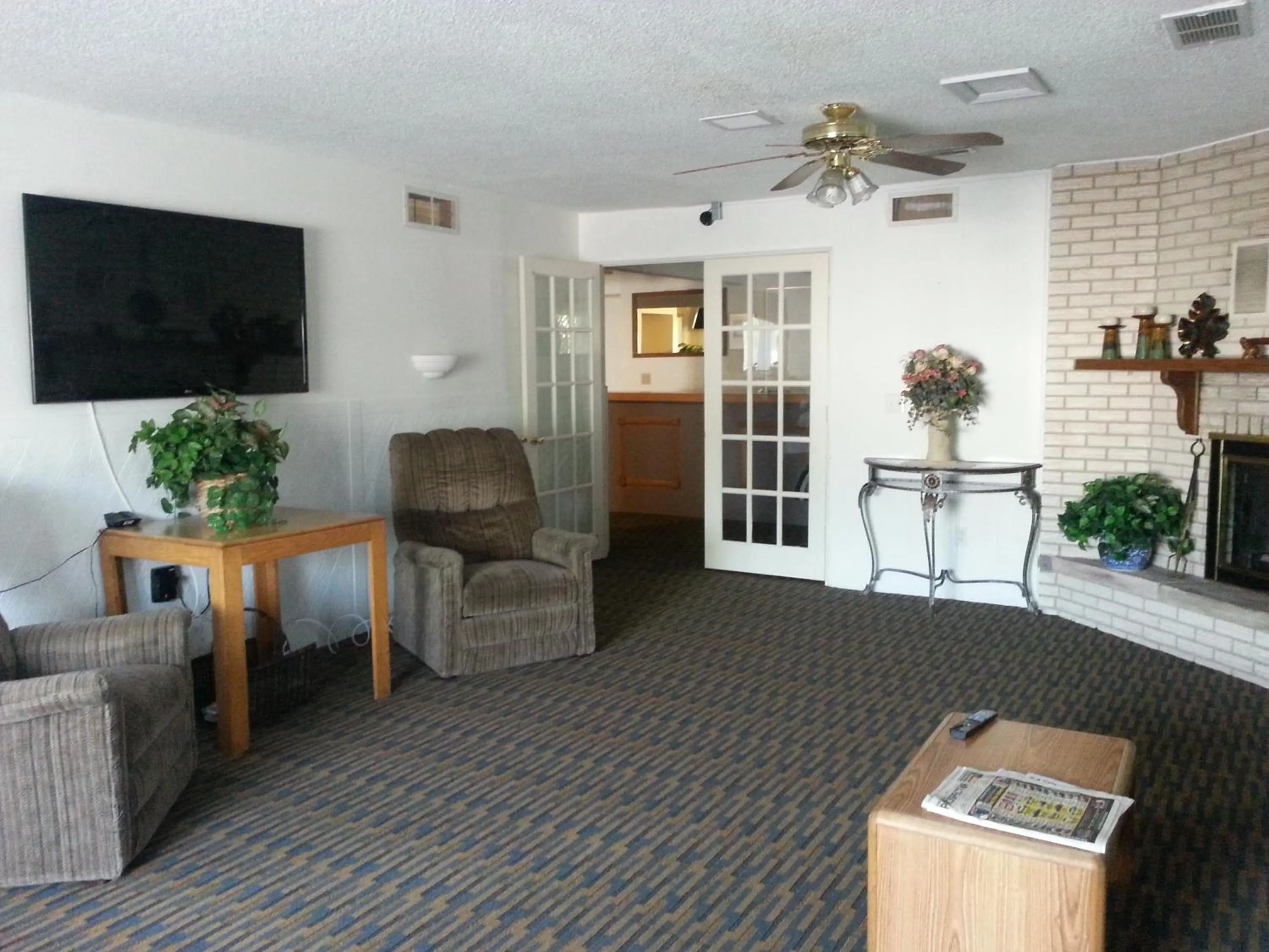 Living room in The Crow Peak Lodge
