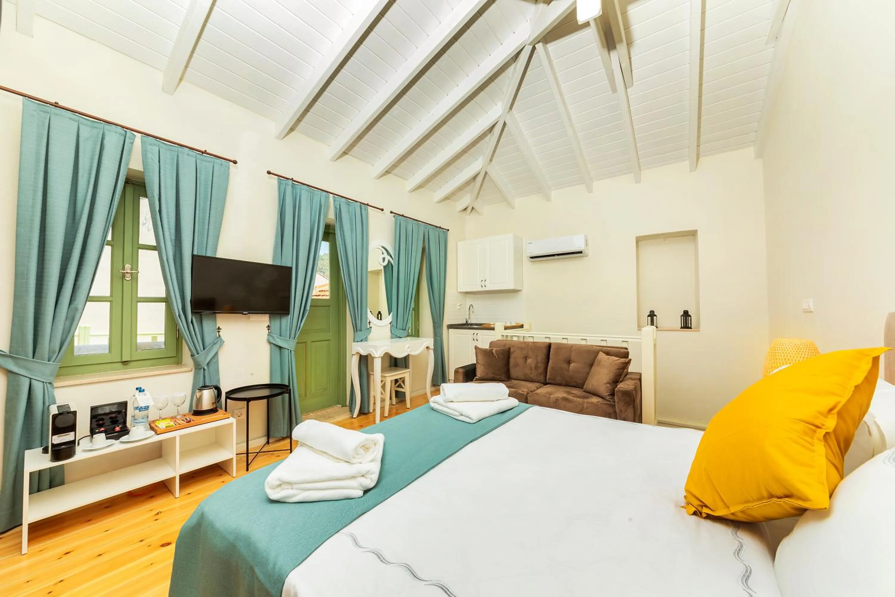 Bed in Mets Boutique Hotel