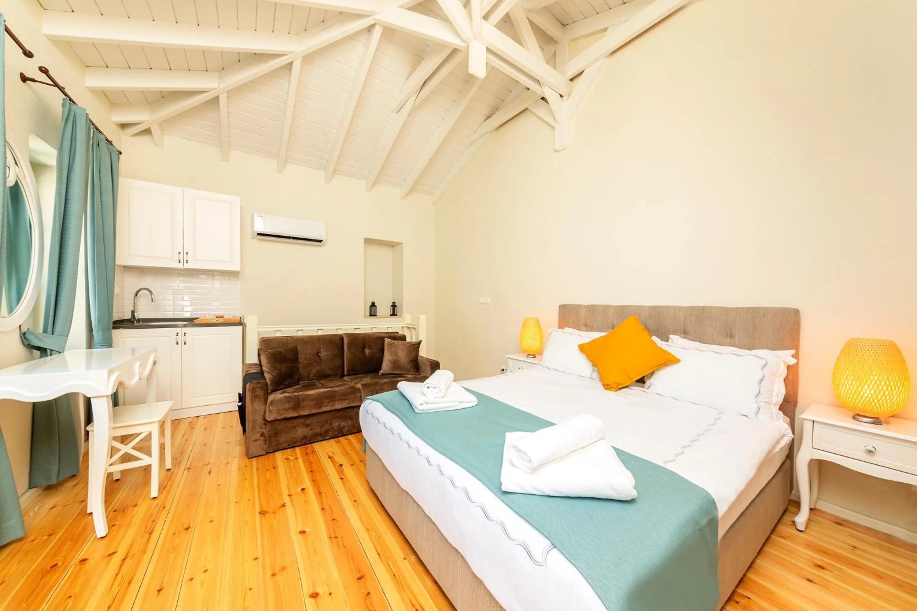 Bed in Mets Boutique Hotel