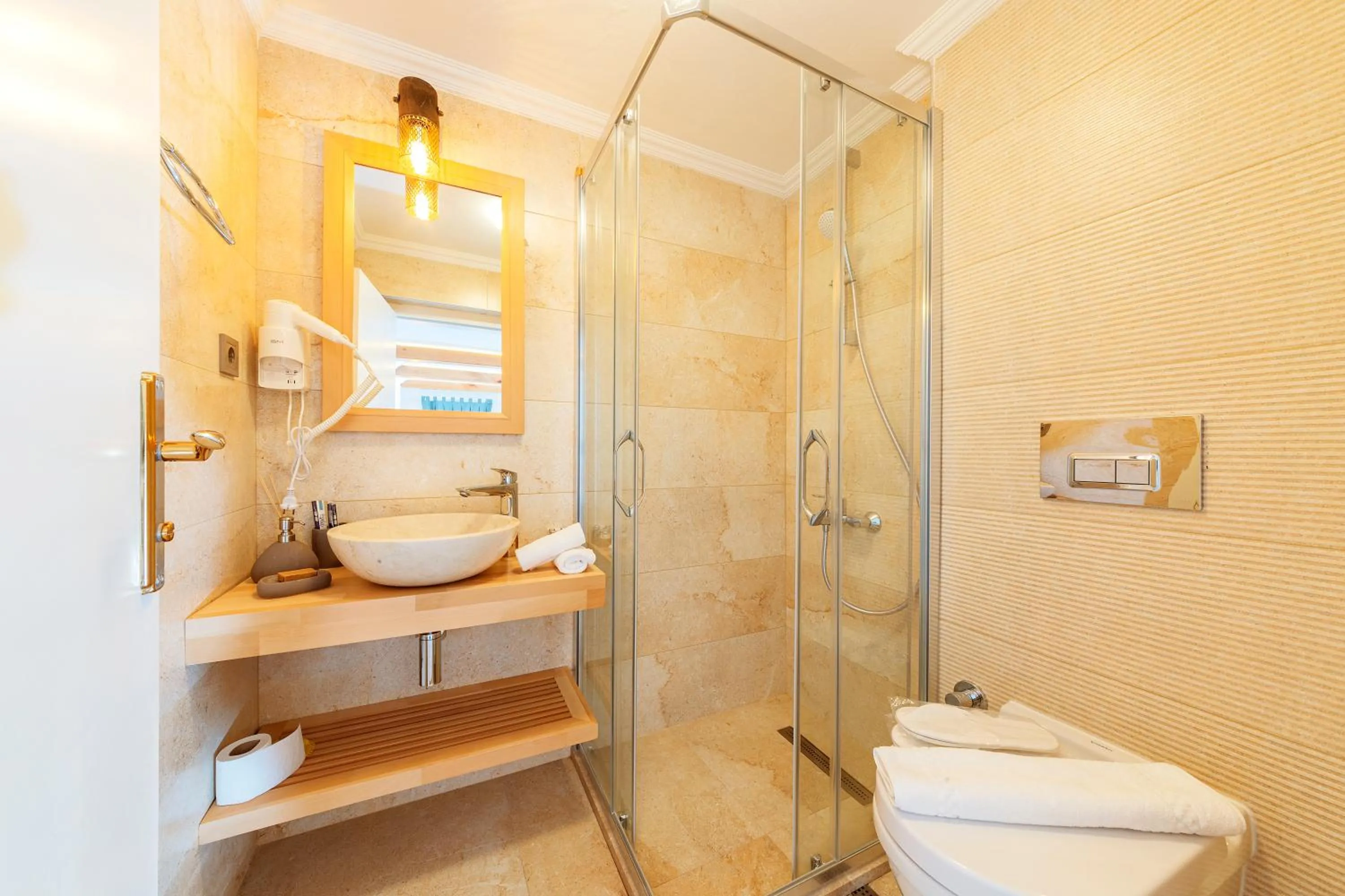 Bathroom in Mets Boutique Hotel