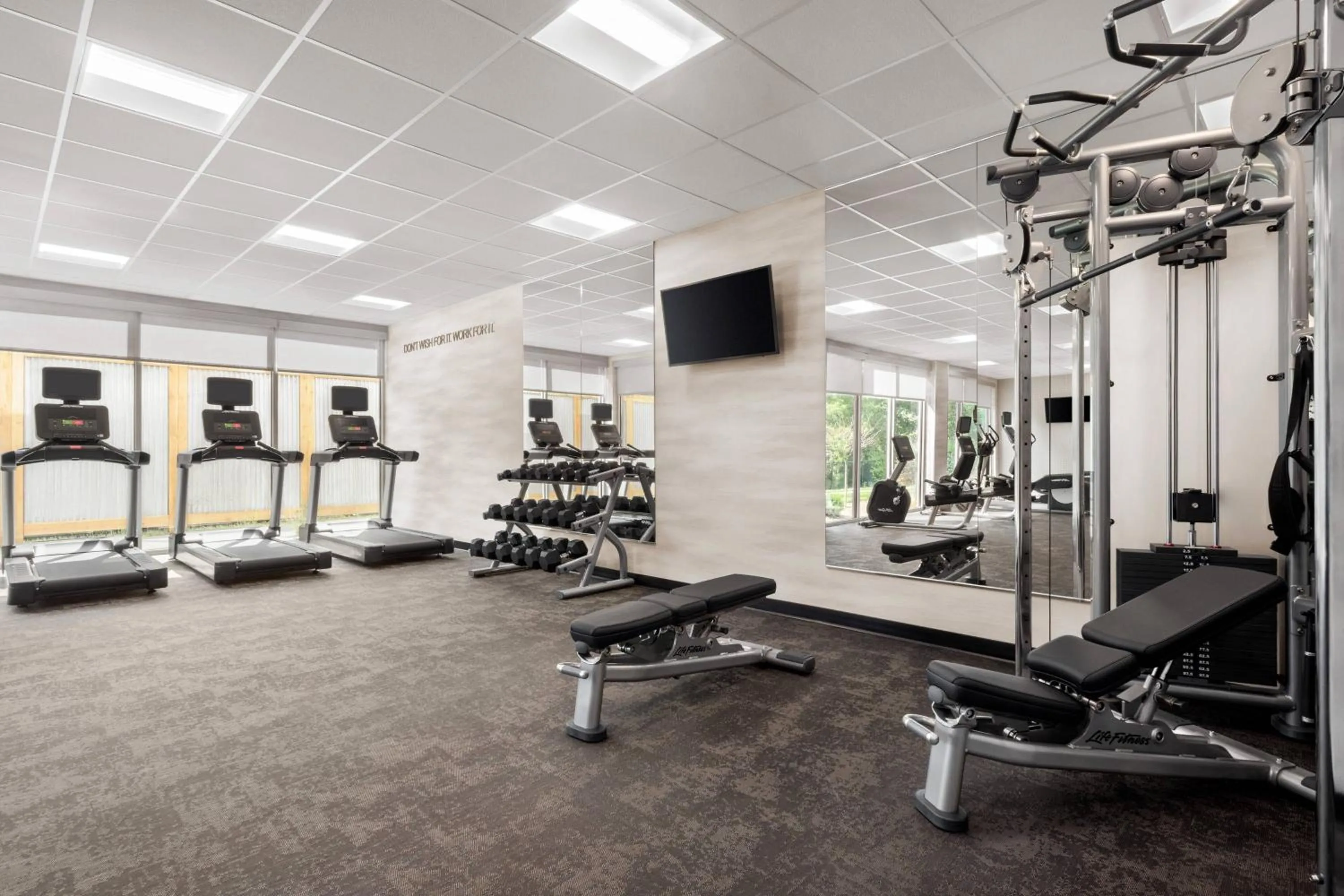 Fitness centre/facilities in Fairfield Inn & Suites by Marriott Milwaukee West