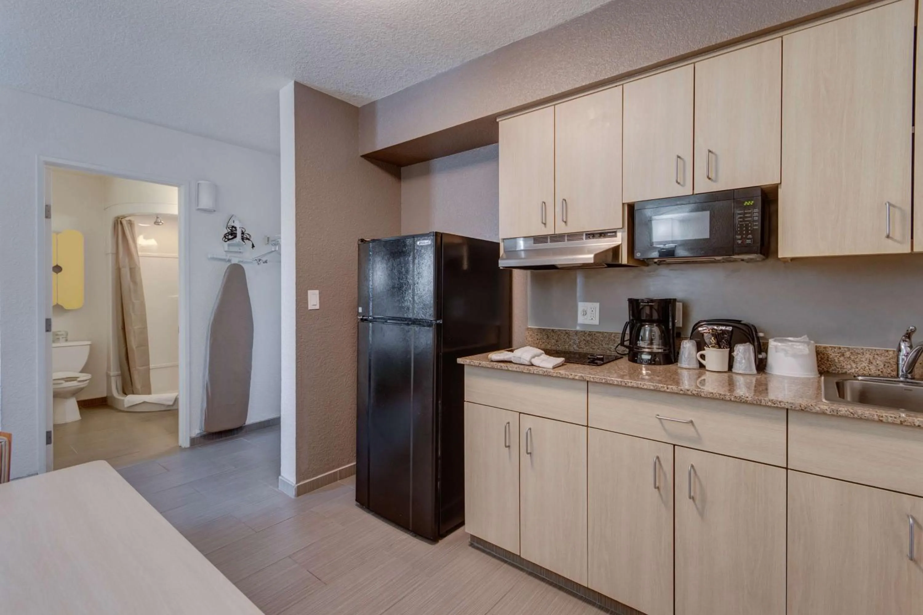 Kitchen or kitchenette in Studio 6-El Paso, TX - East