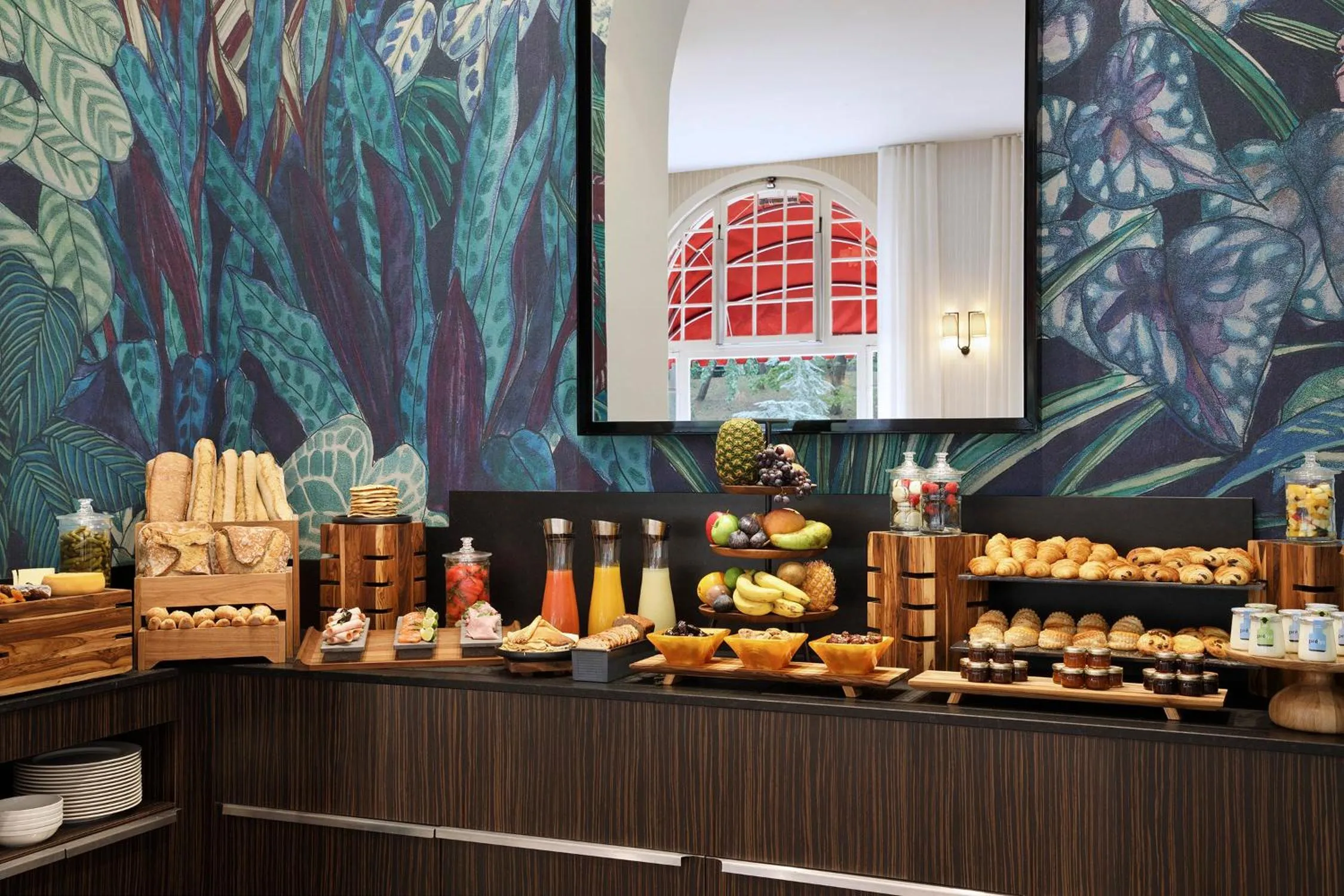 Food in Hôtel Barrière Le Westminster