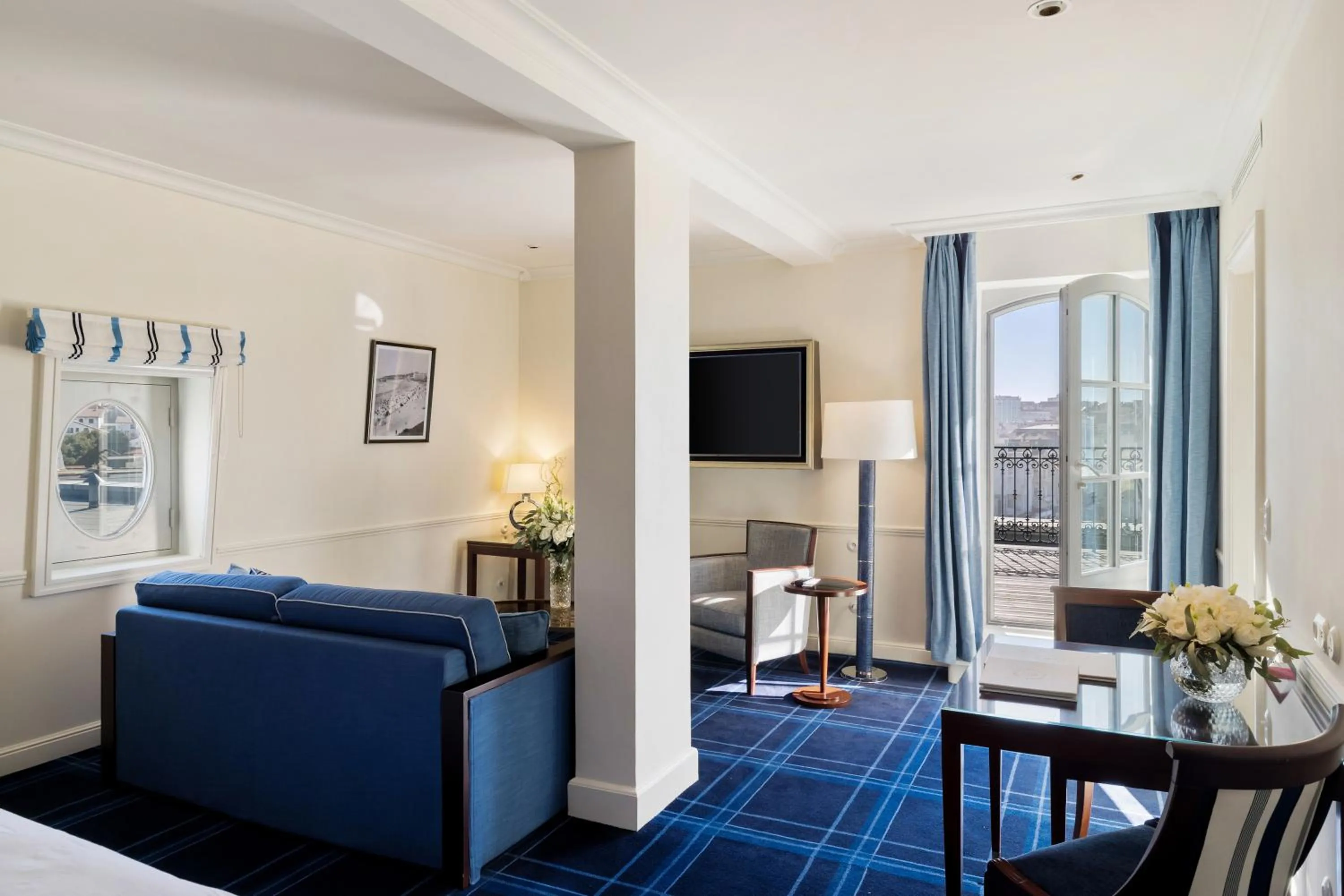 Communal lounge/ TV room, Bed in Hôtel du Palais Biarritz, in The Unbound Collection by Hyatt