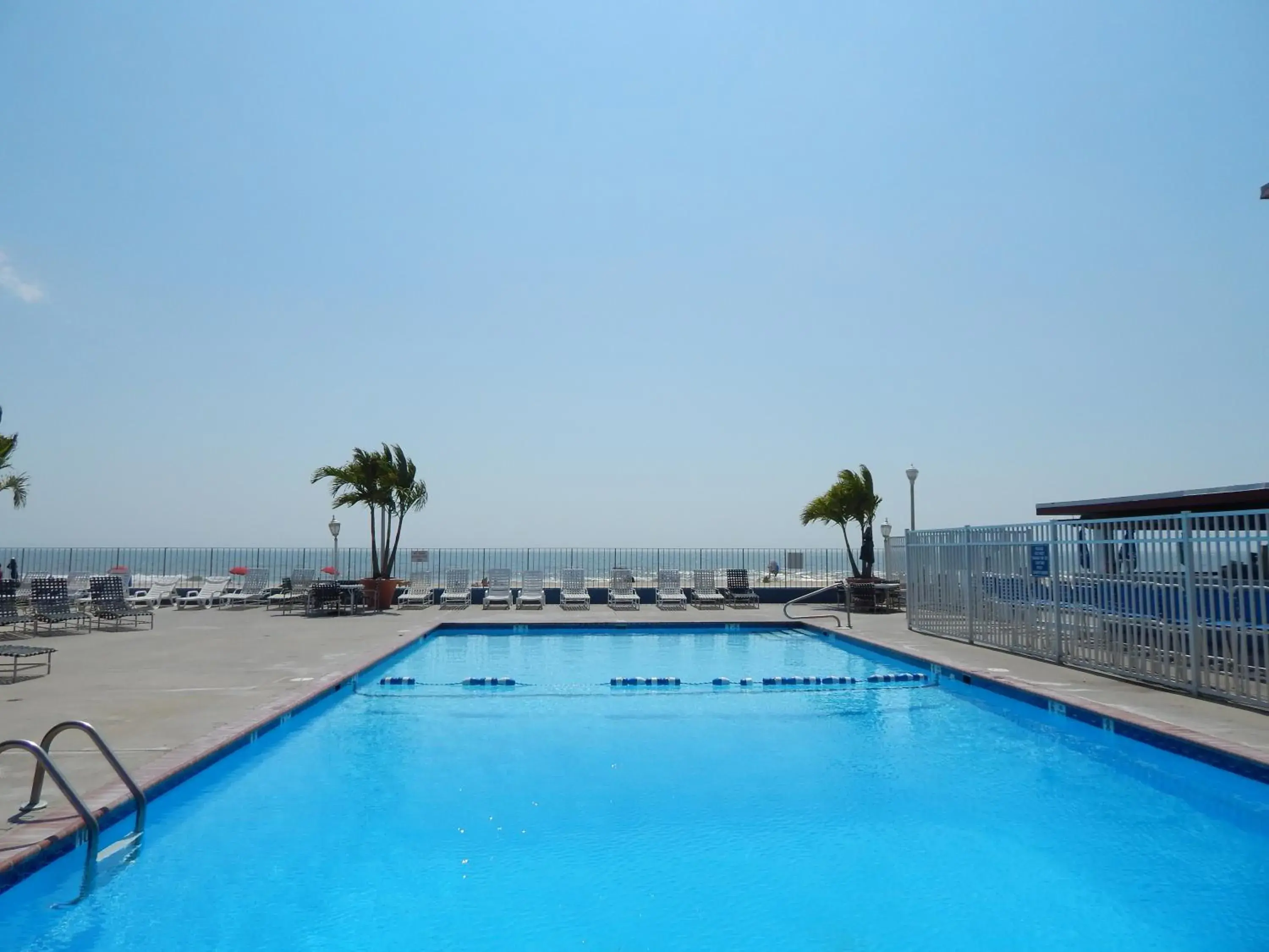 Swimming pool in Flagship Oceanfront Swimming pool in Flagship Oceanfront