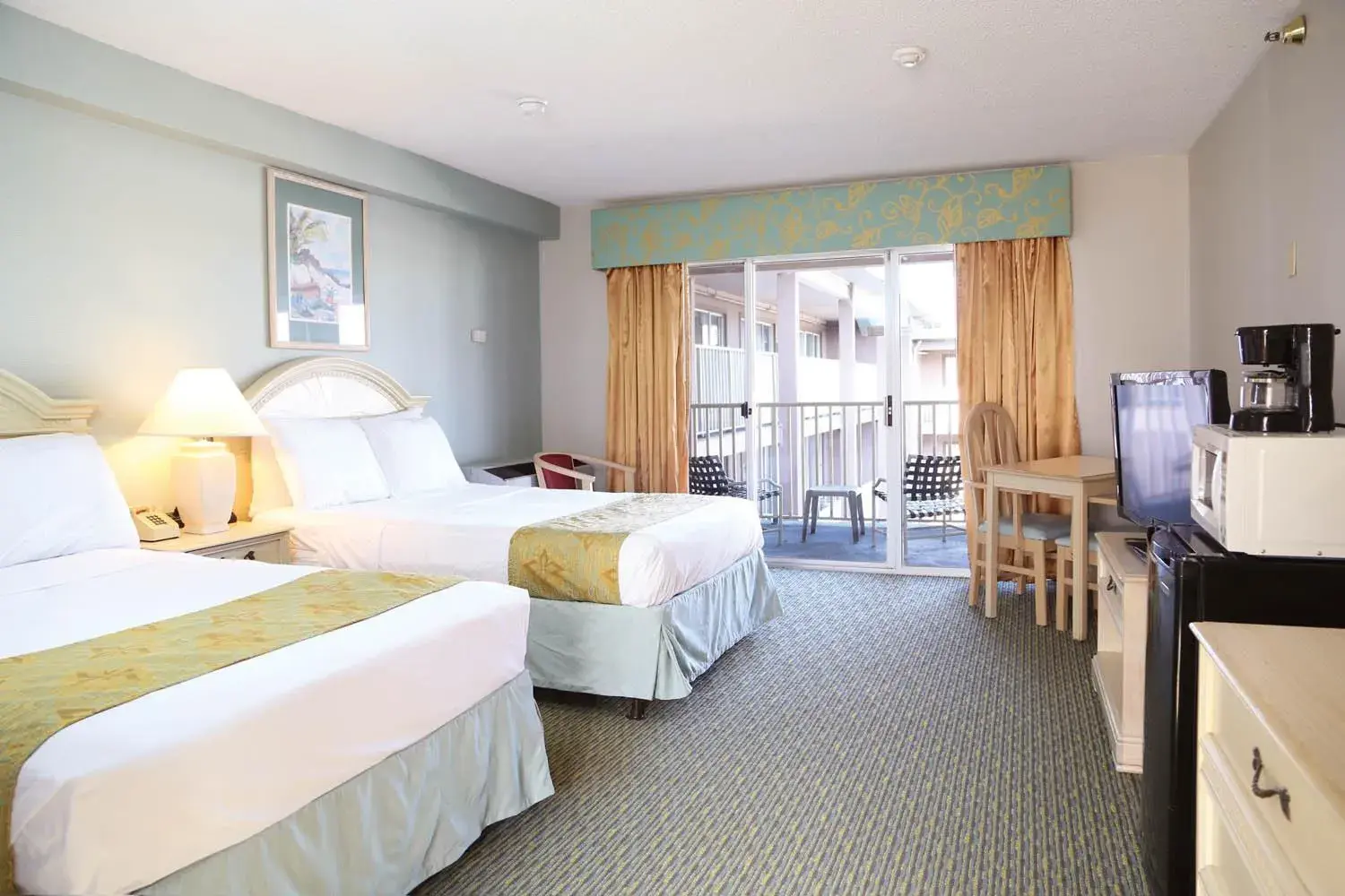 Photo of the whole room in Flagship Oceanfront Photo of the whole room in Flagship Oceanfront