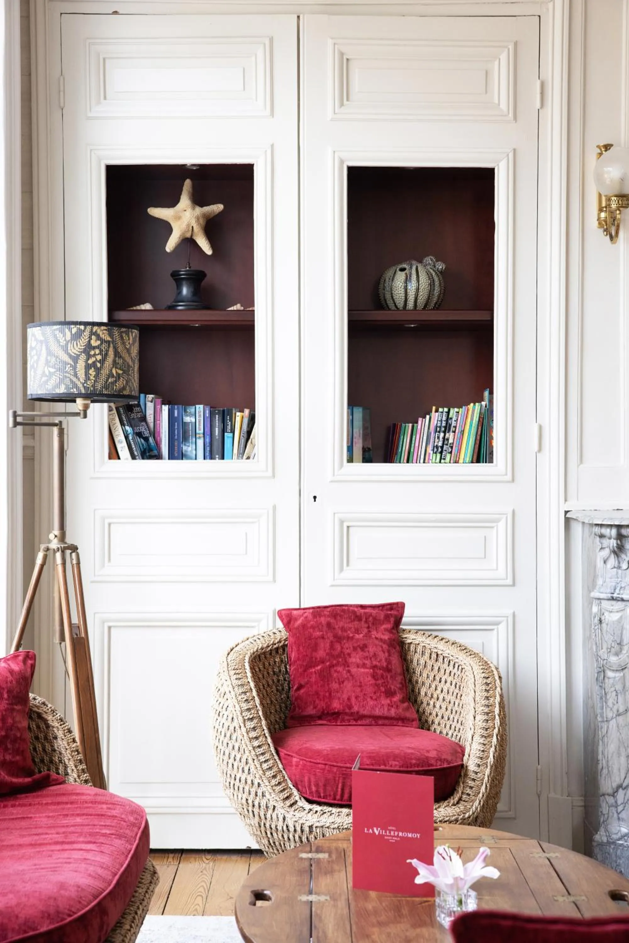 Property building in Hôtel La Villefromoy