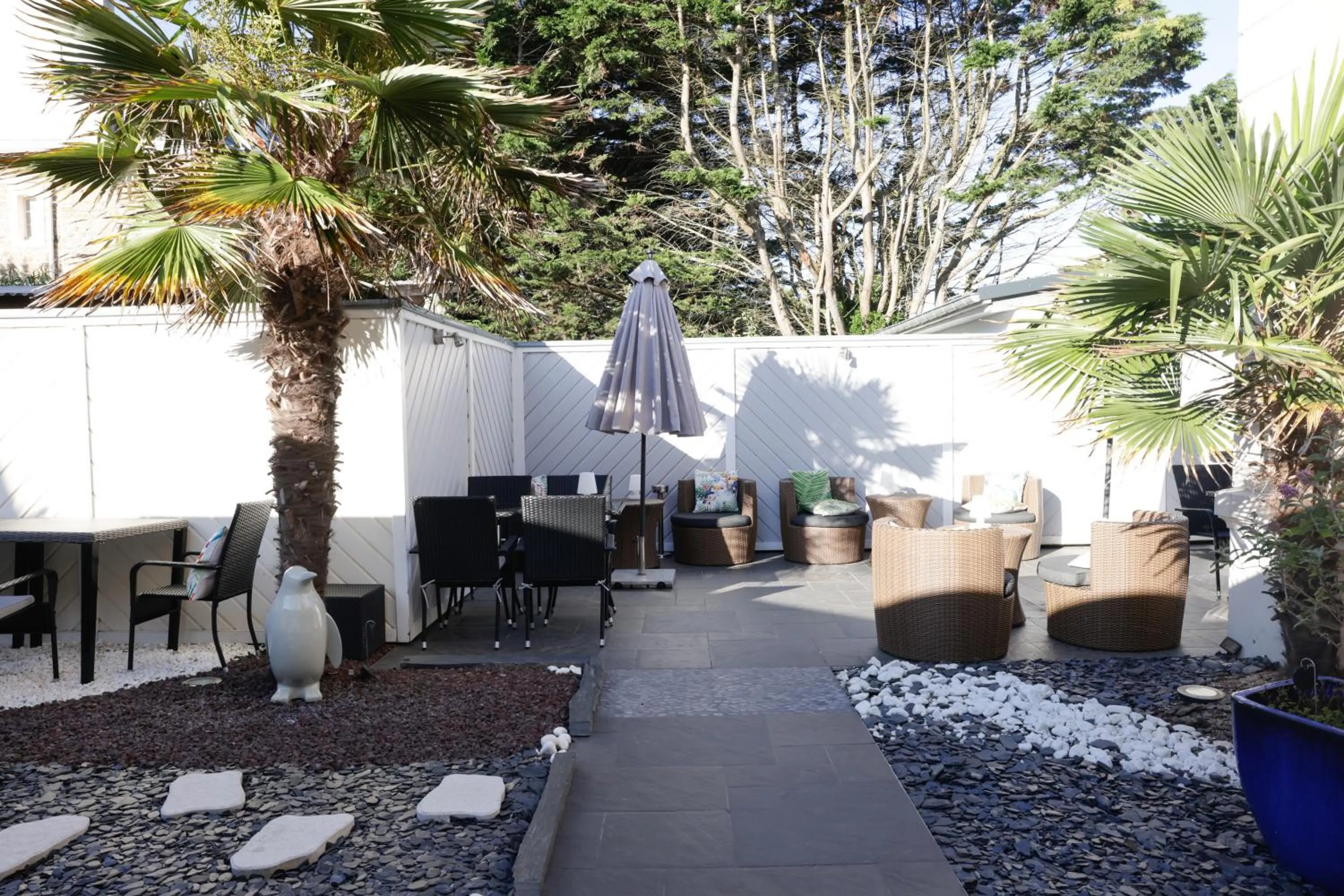 Patio in Hôtel La Villefromoy