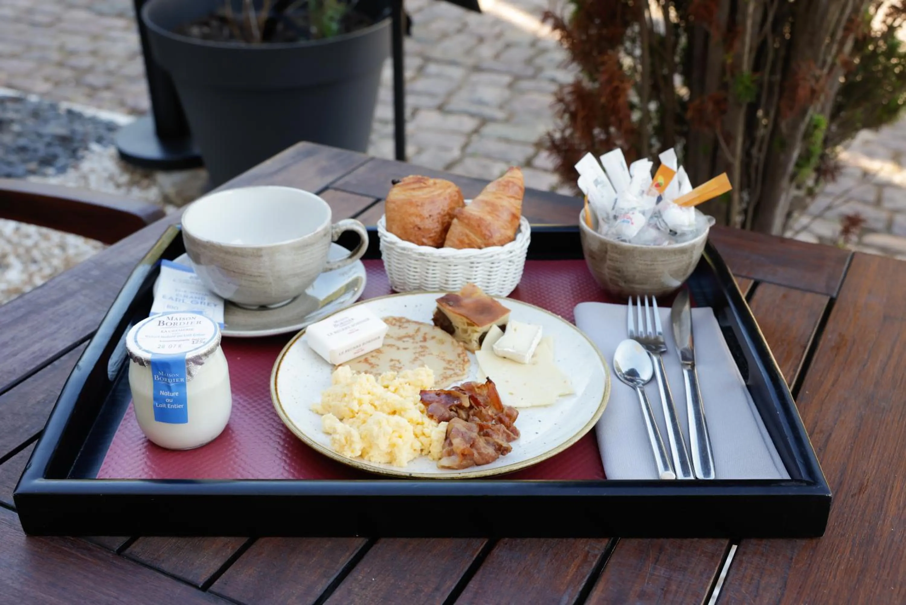 Food and drinks in Hôtel La Villefromoy