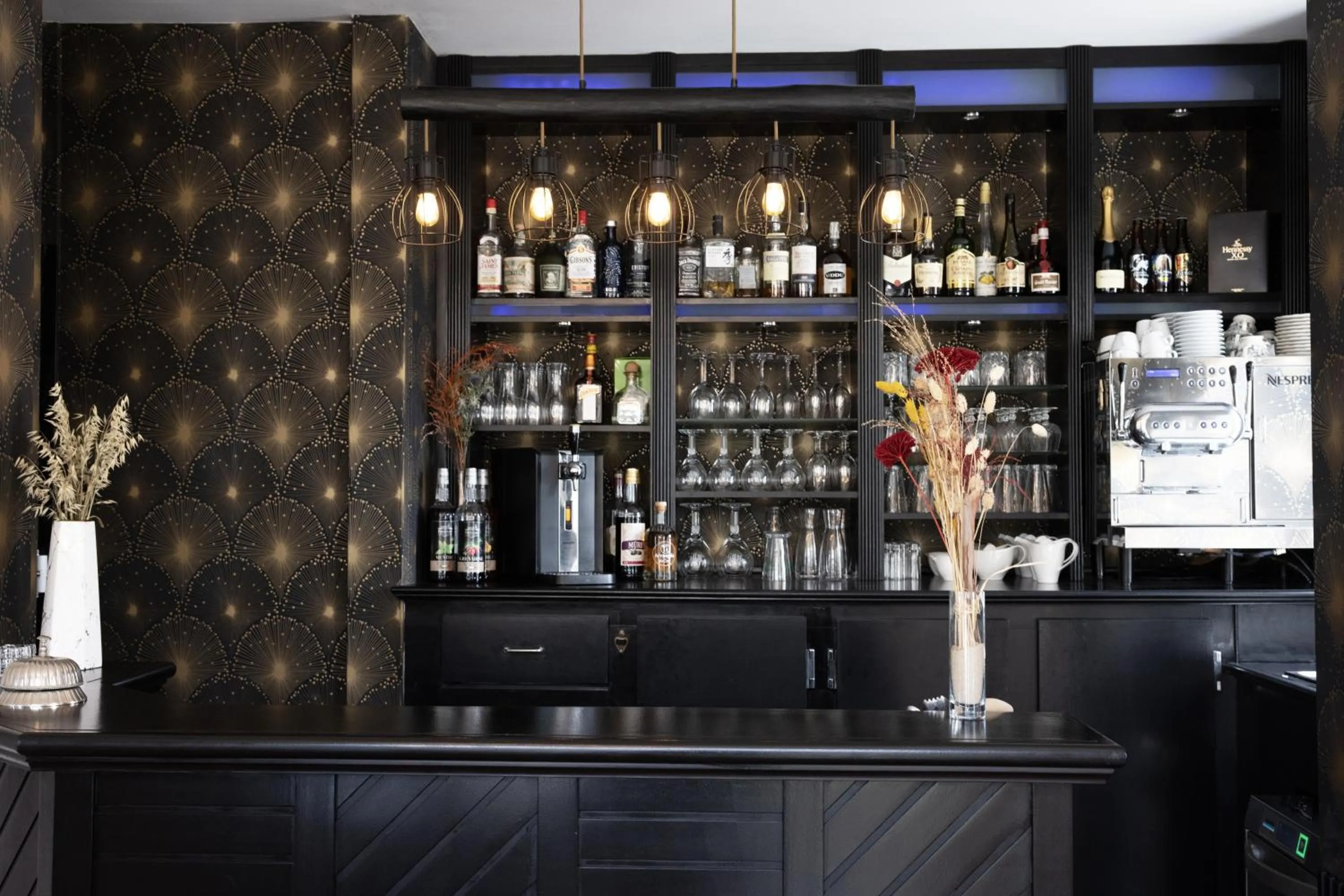 Lounge or bar in Hôtel La Villefromoy