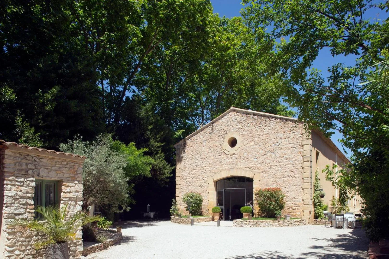 Property building in Hôtel Le Pré Galoffre