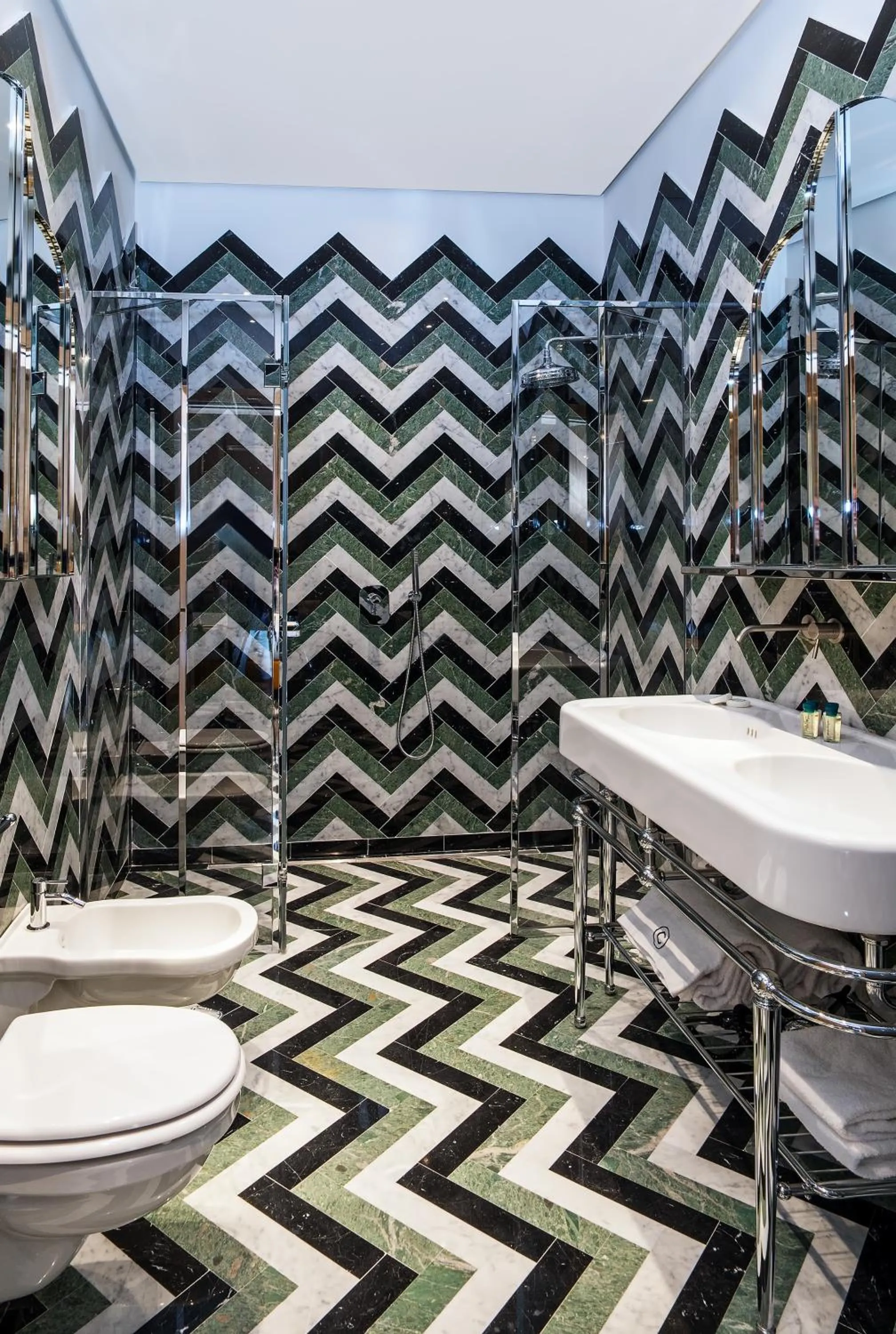 Bathroom in Hotel Calimala Florence