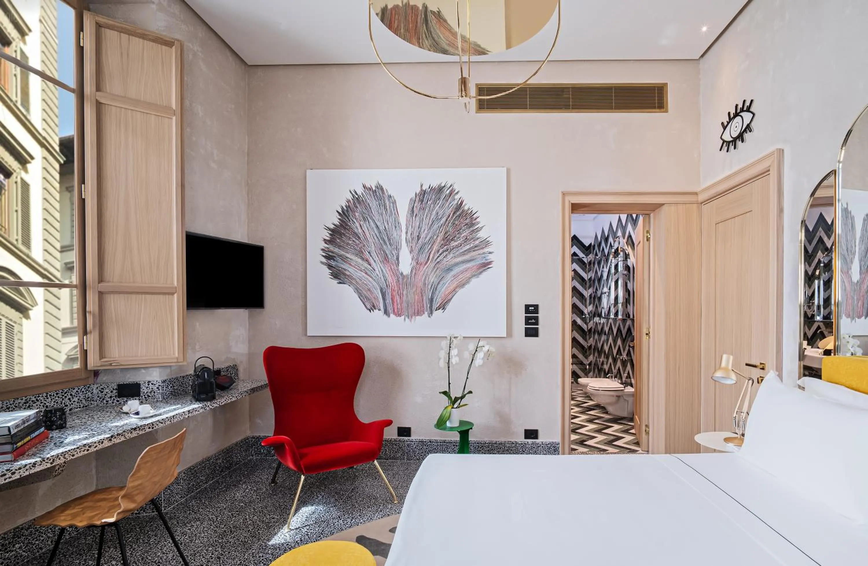 Photo of the whole room, Bed in Hotel Calimala Florence