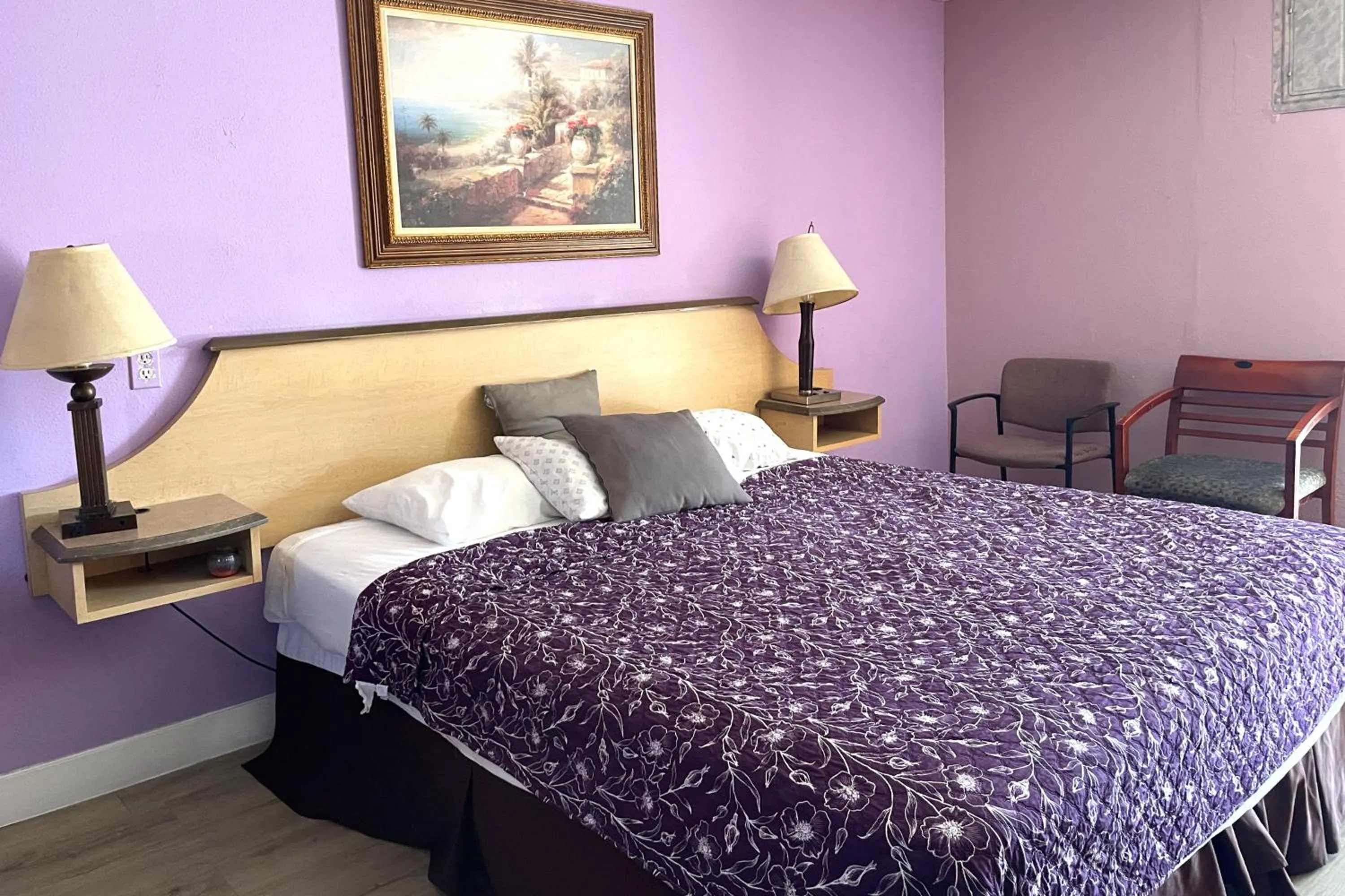 Bedroom, Bed in Travel Inn Downtown LA