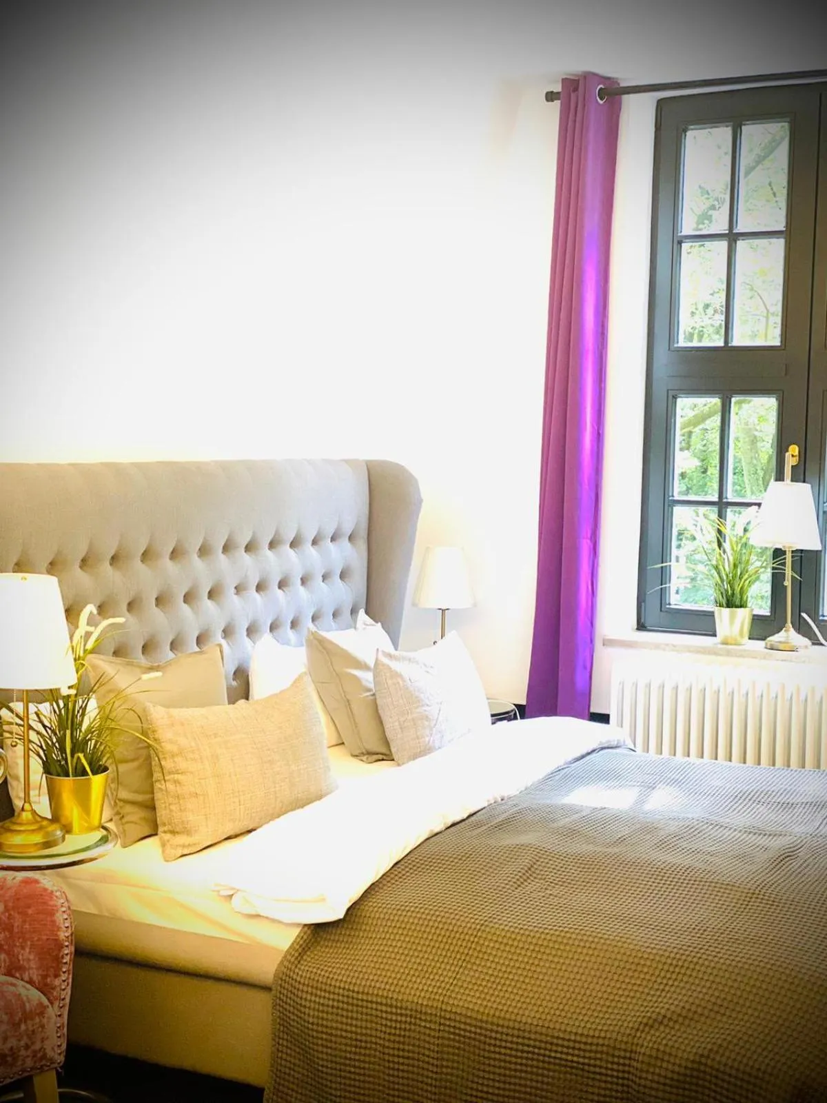 Photo of the whole room, Bed in Sleephotels Suite Garde