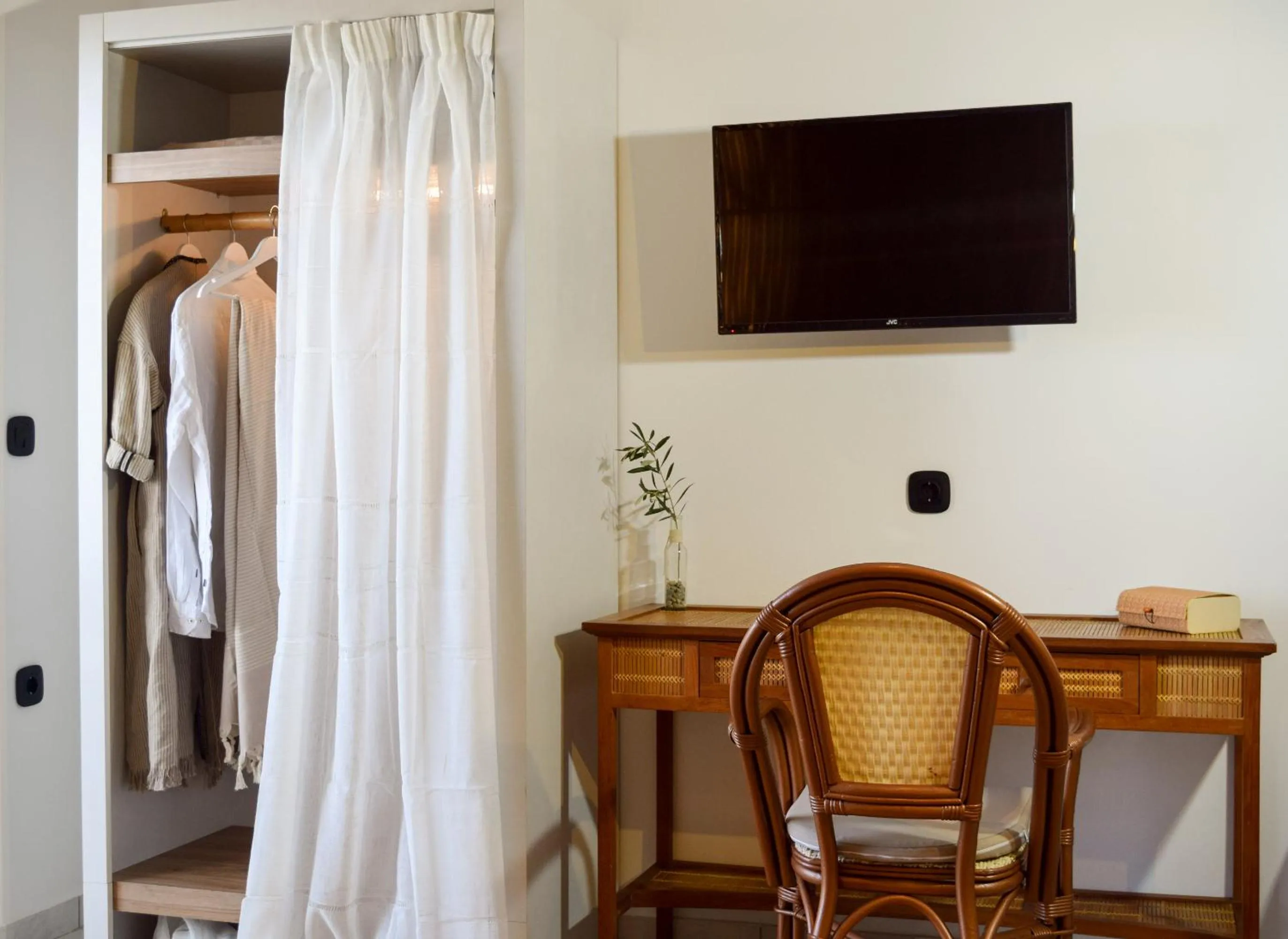 TV and multimedia in Kanso Rooms