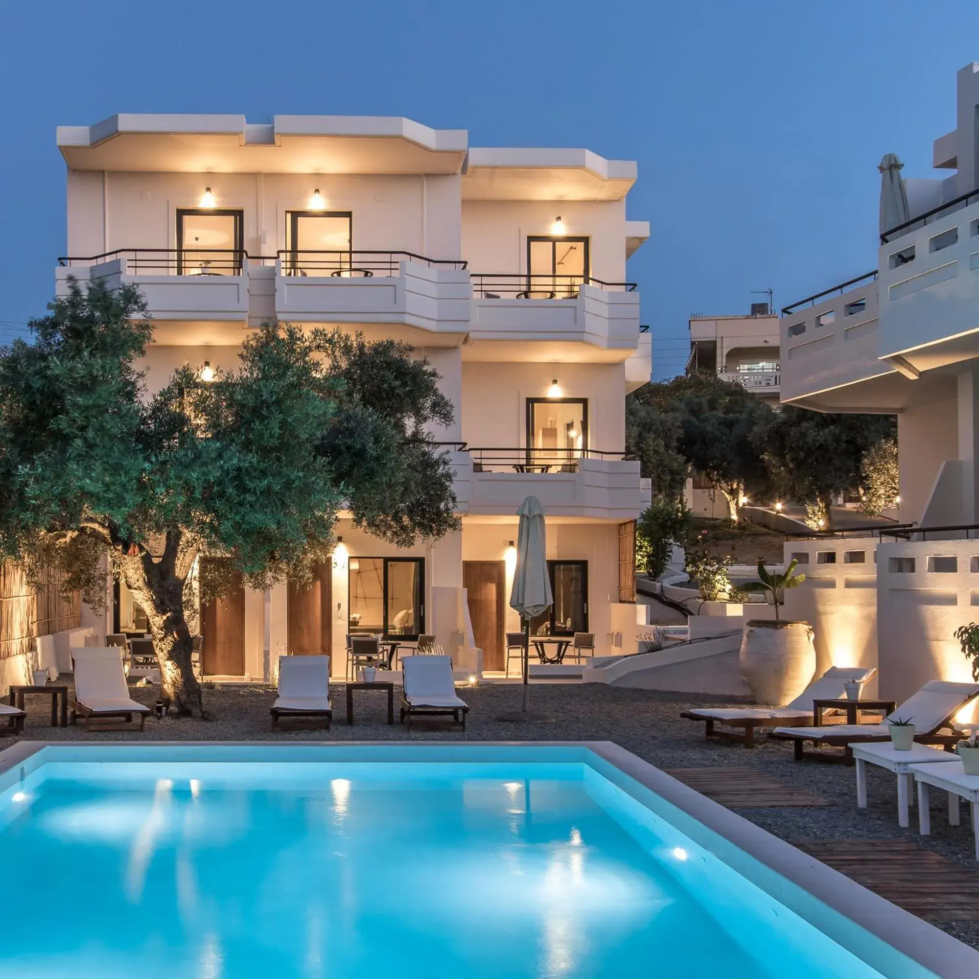 Property building in Kanso Rooms Property building in Kanso Rooms