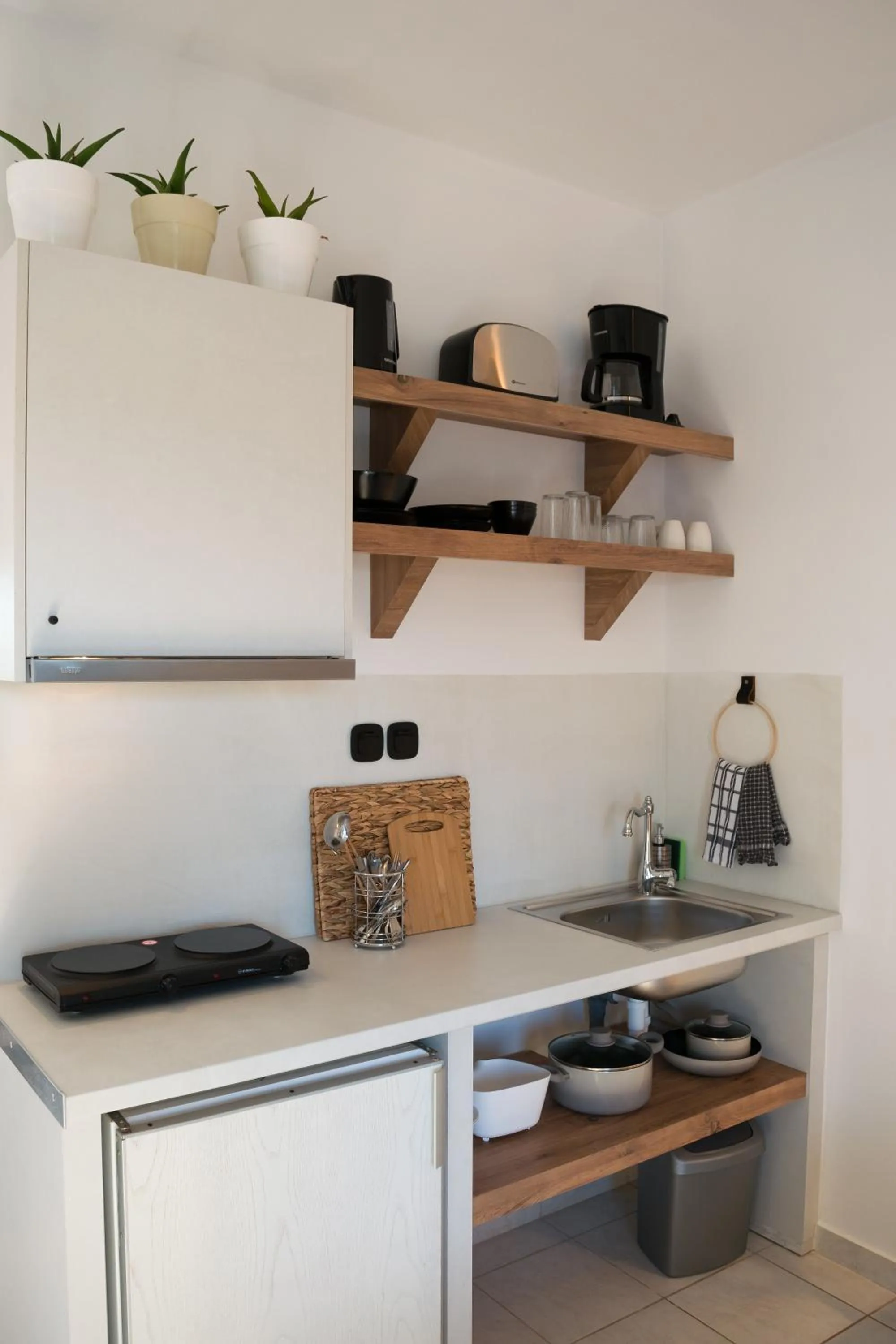 Coffee/tea facilities in Kanso Rooms