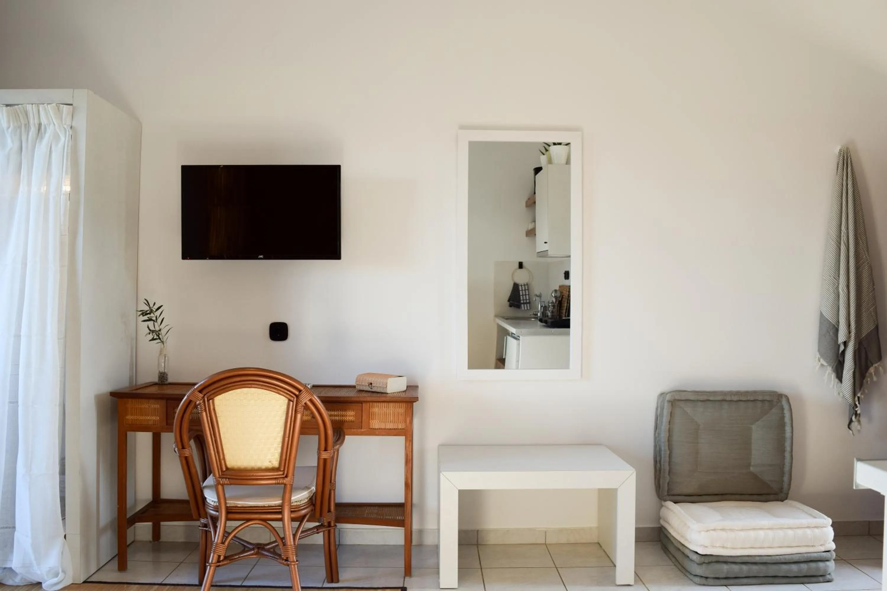 TV and multimedia in Kanso Rooms