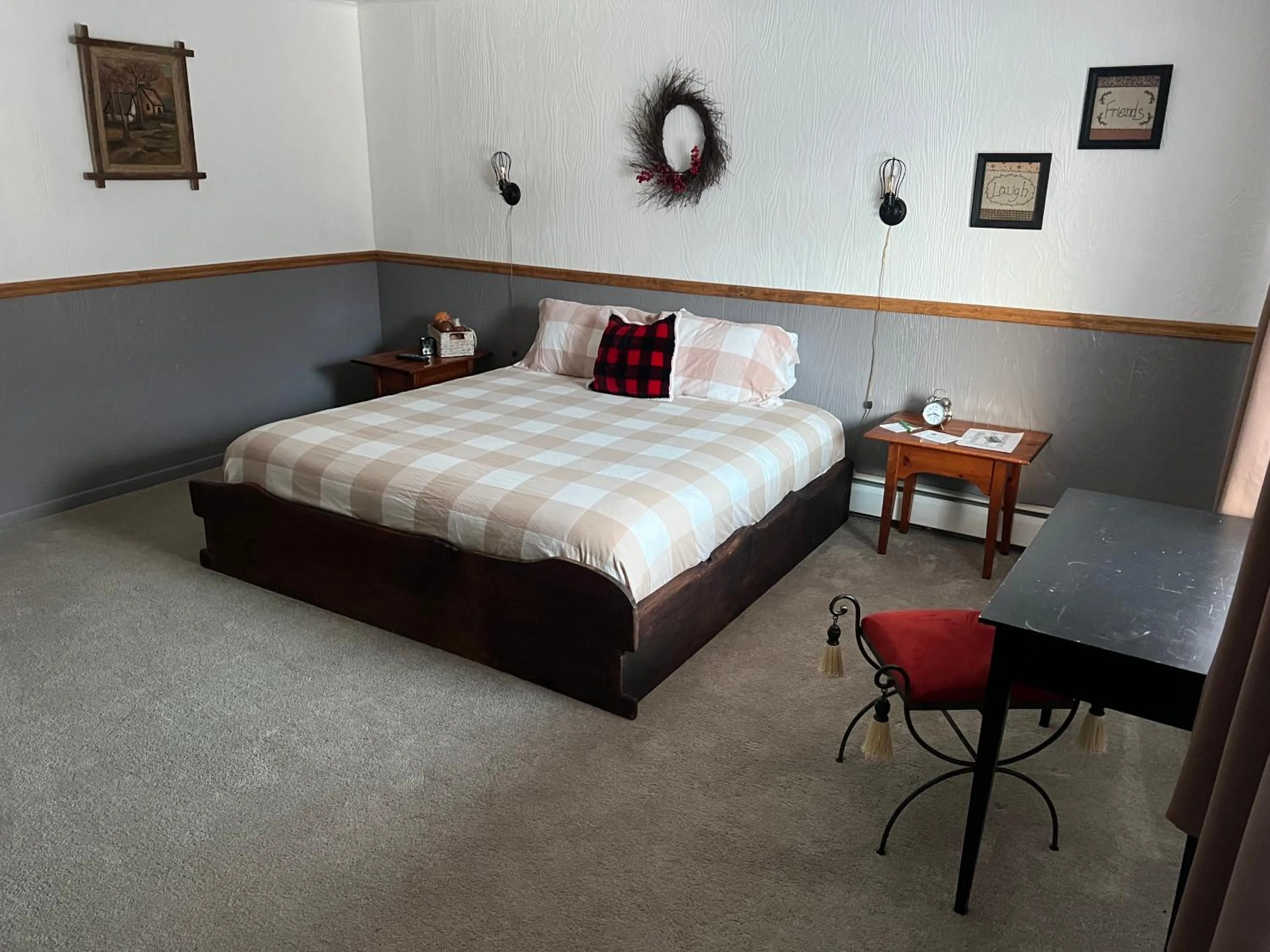 Bedroom, Bed in Ledge Rock at Whiteface