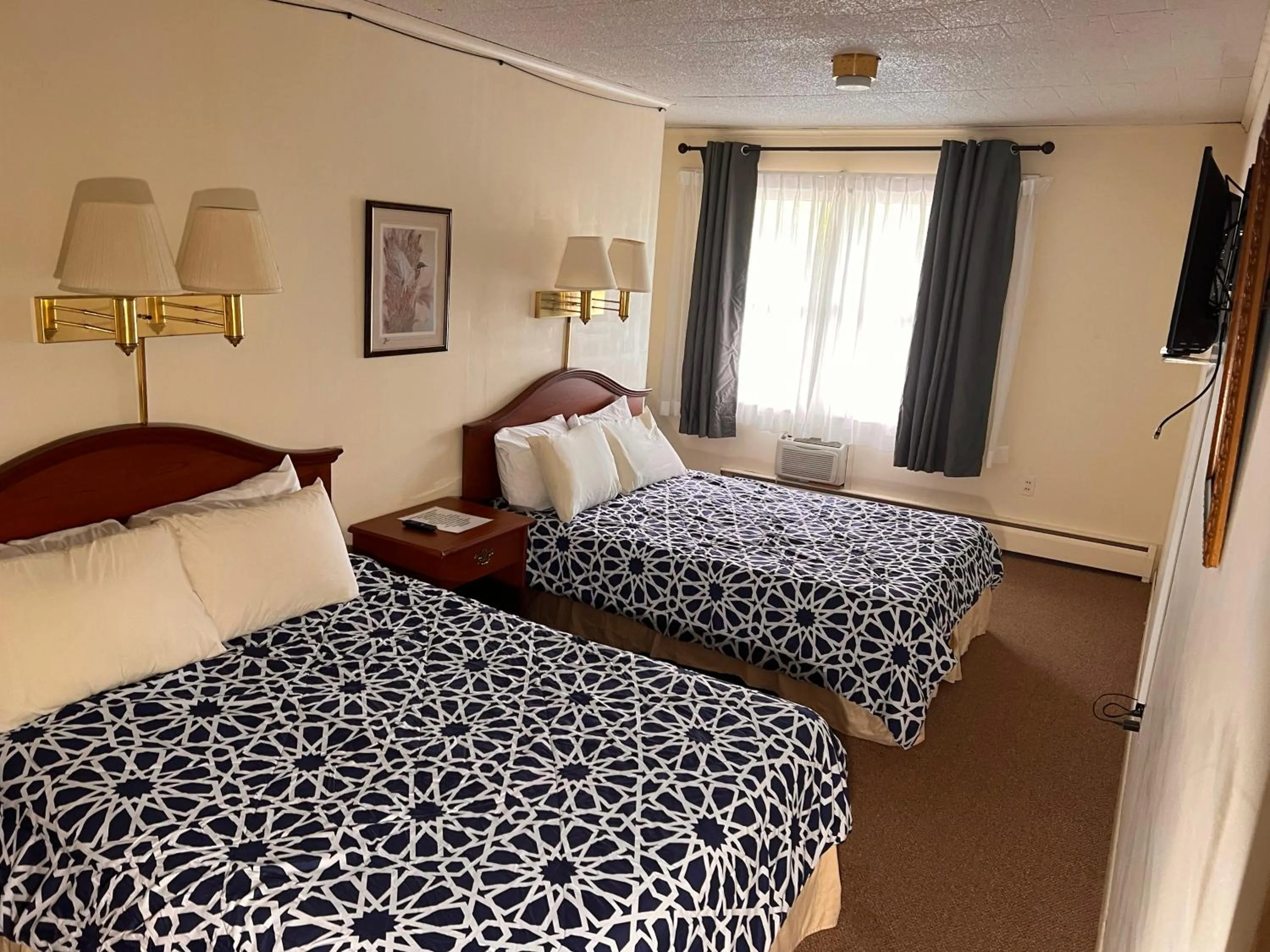 Bedroom, Bed in Ledge Rock at Whiteface