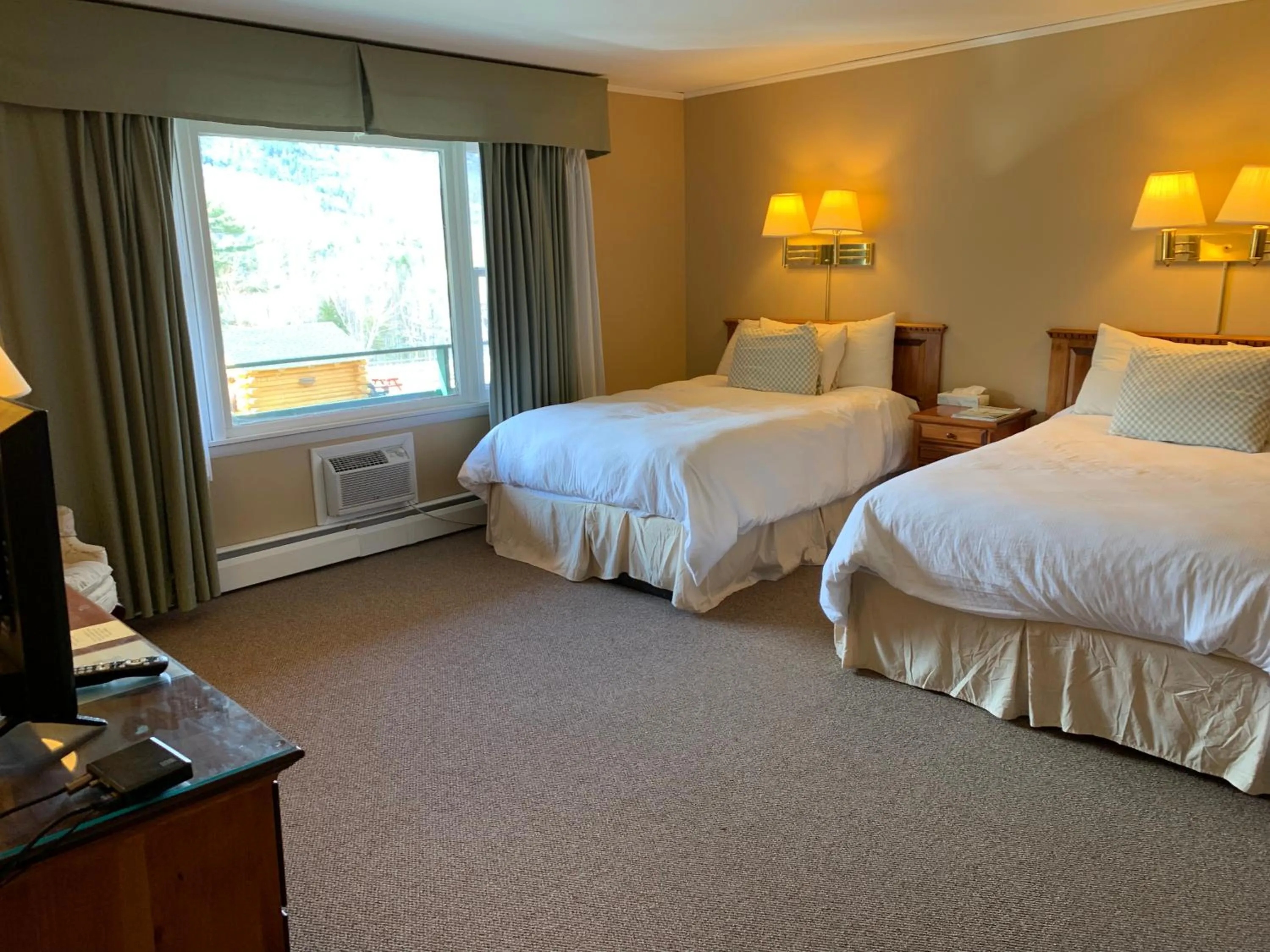Bedroom, Bed in Ledge Rock at Whiteface