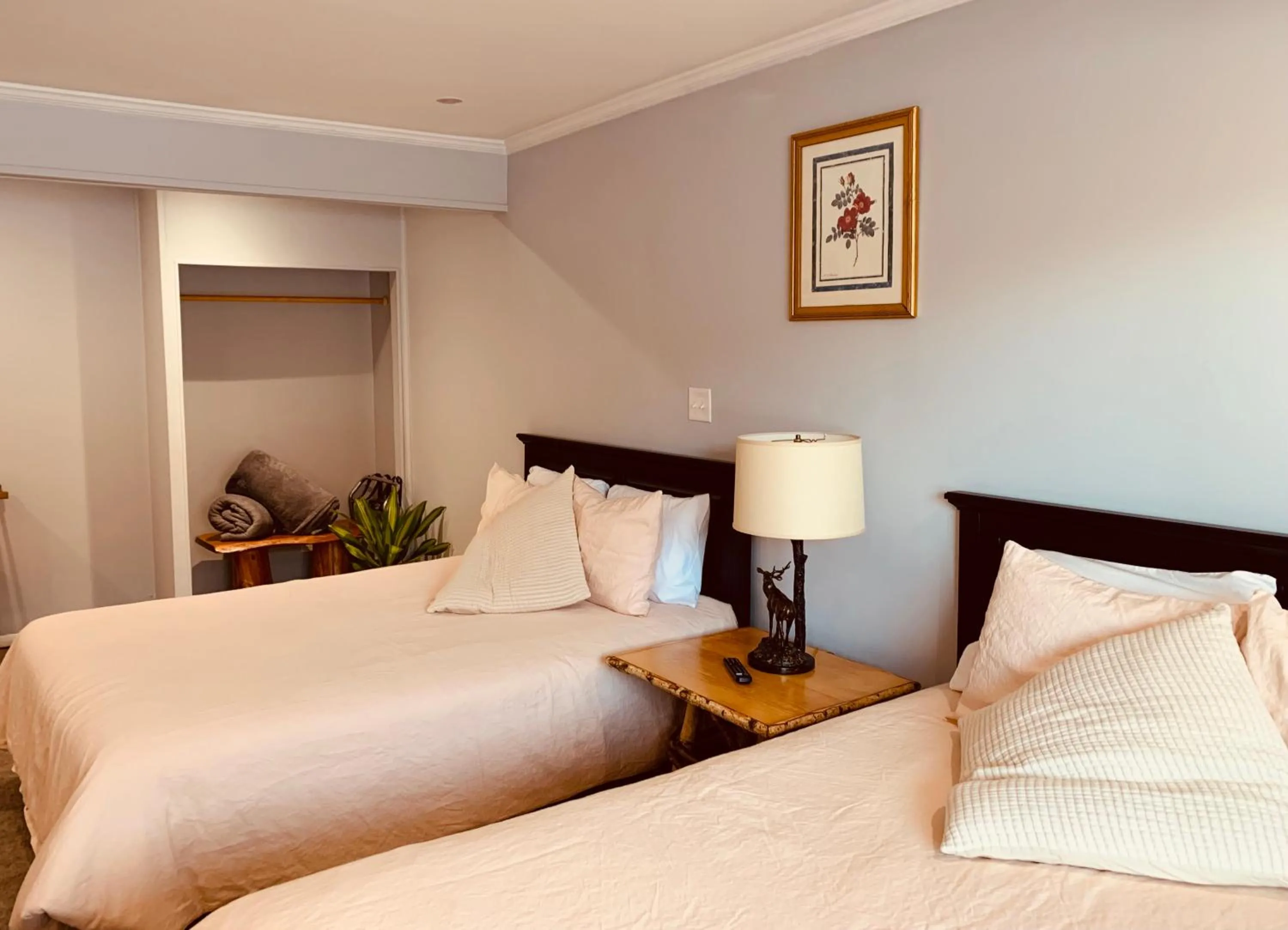 Bedroom, Bed in Ledge Rock at Whiteface