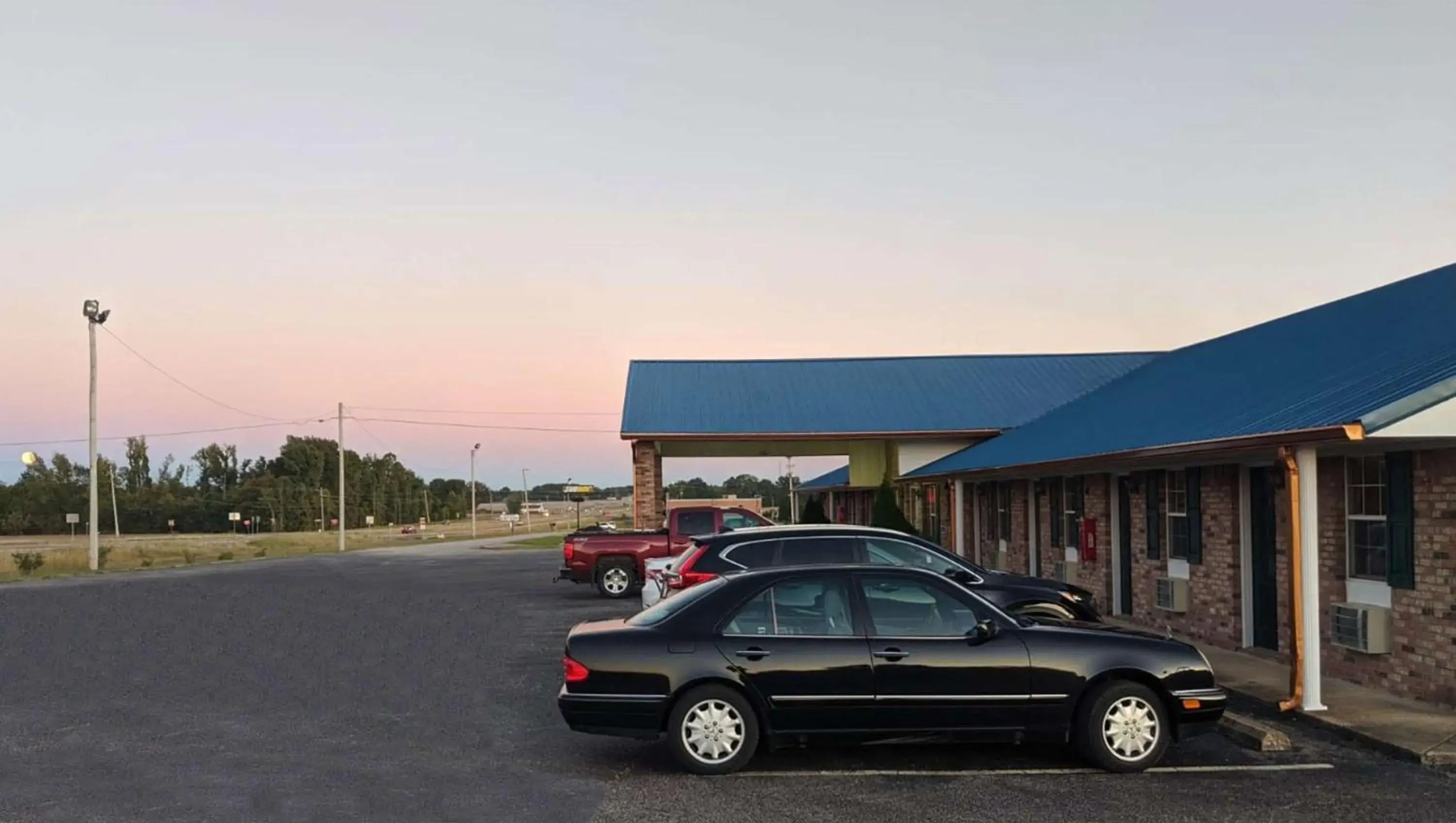 Property building in Rama Inn Bells - Jackson West Hwy 412 Property building in Rama Inn Bells - Jackson West Hwy 412