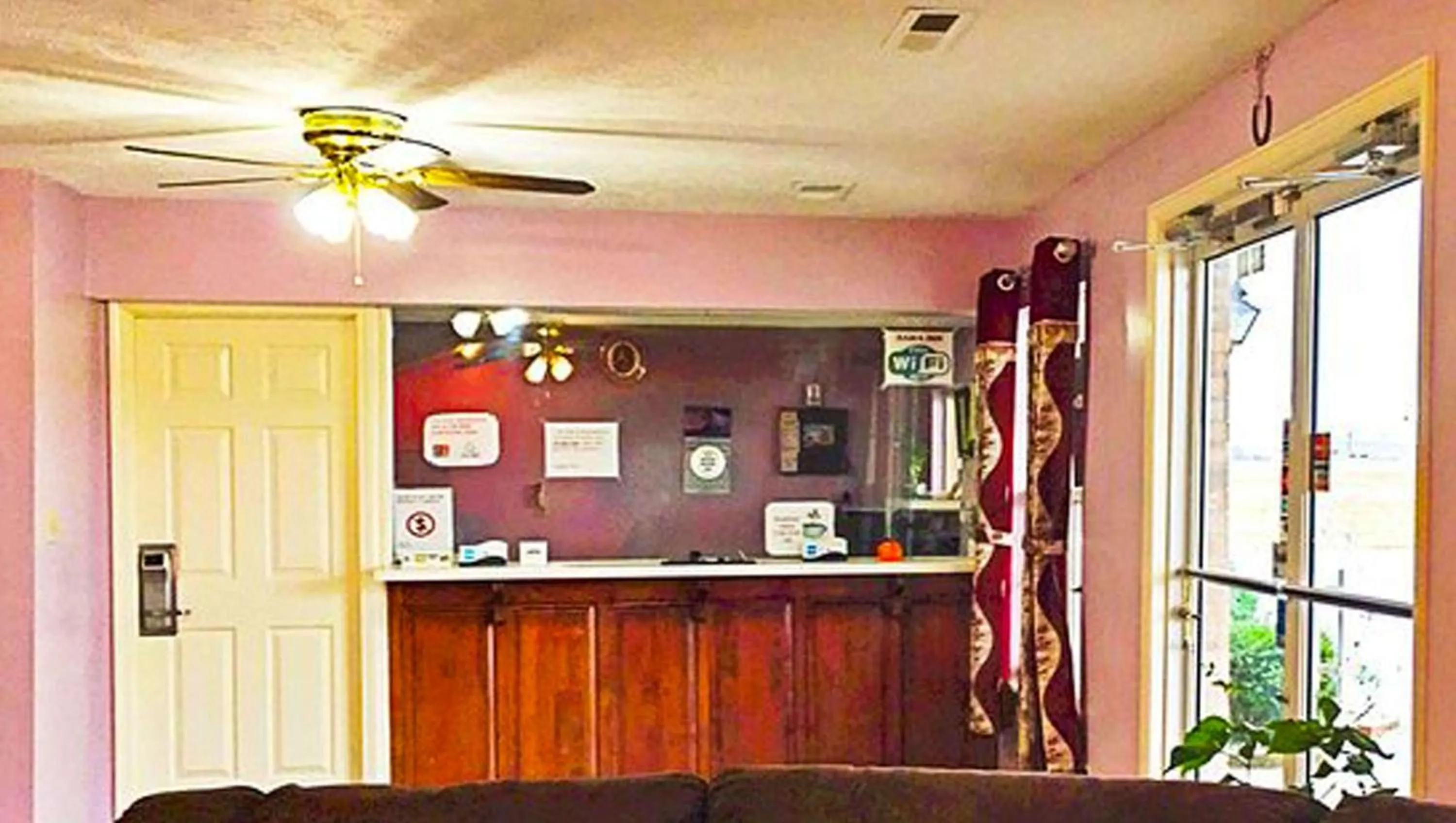 Lobby or reception in Rama Inn Bells - Jackson West Hwy 412