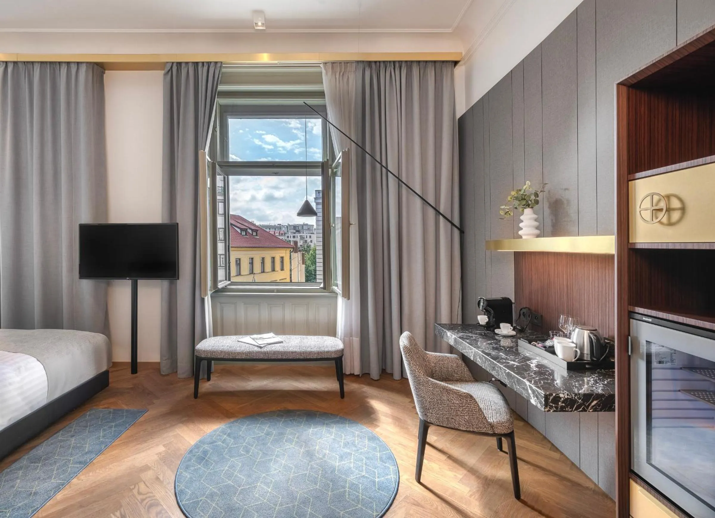 TV and multimedia, Bed in Mottl House by Adrez