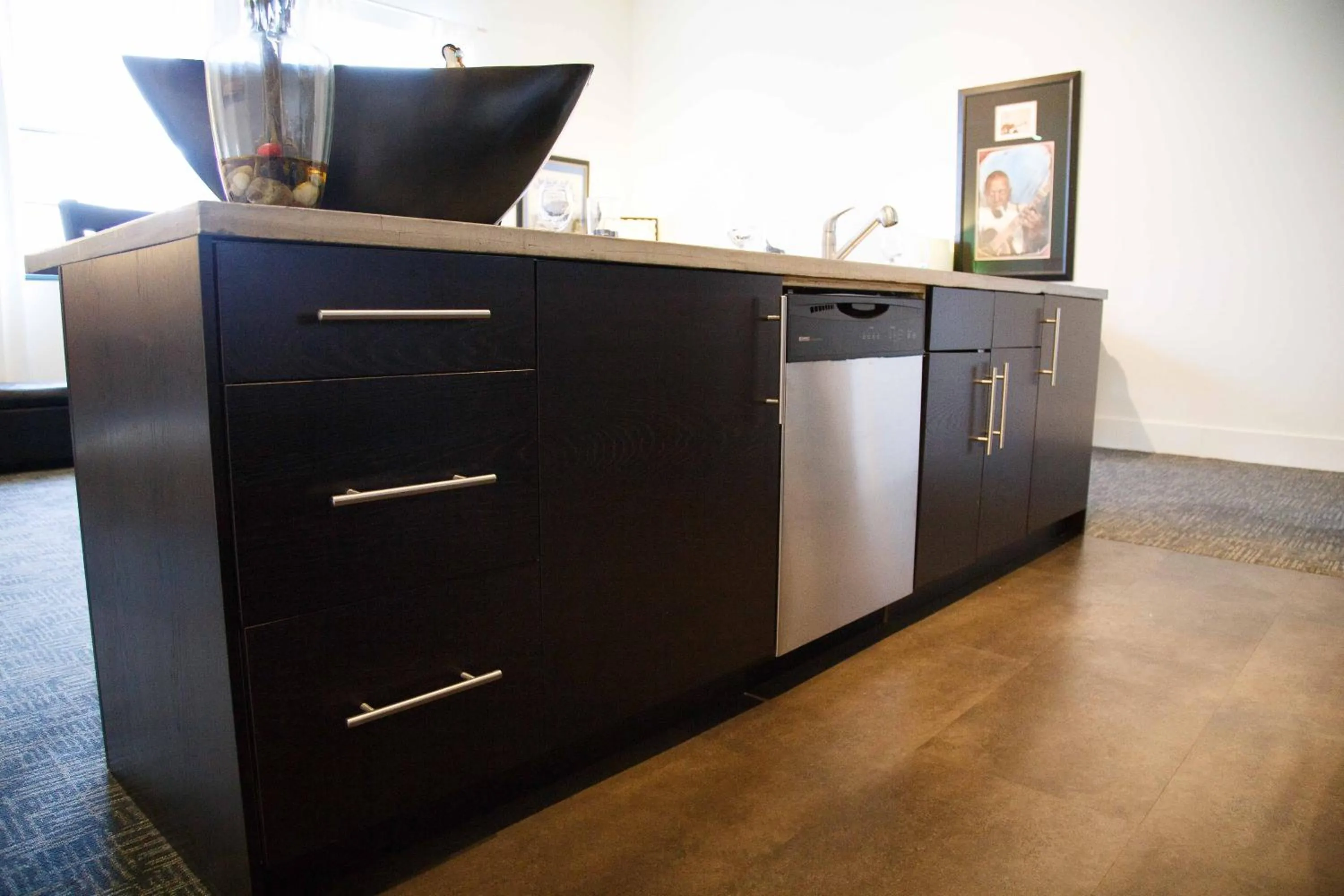 Kitchen or kitchenette in The Lofts at the Five & DIme