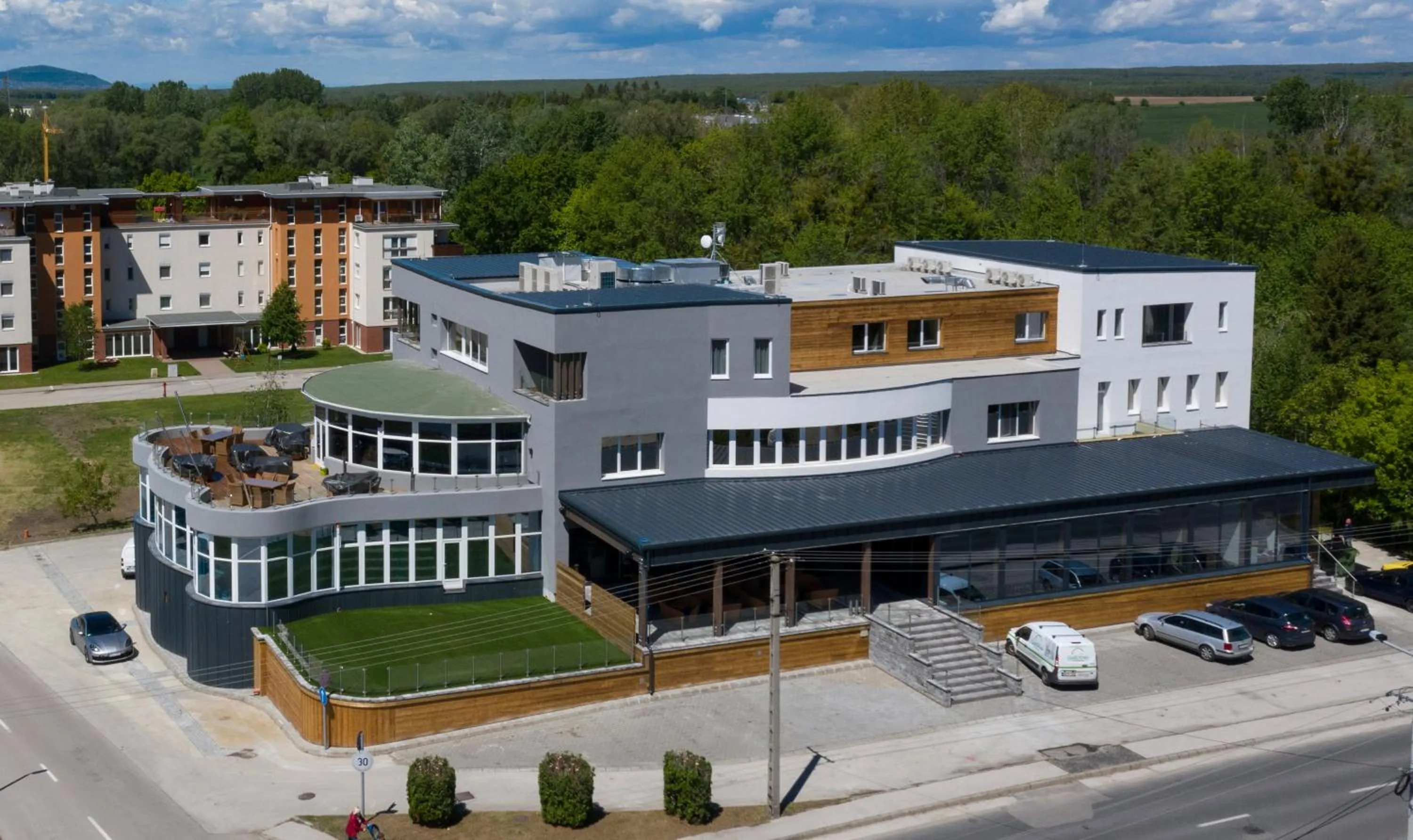 Property building in Hotel Kristály Konferencia & Wellness