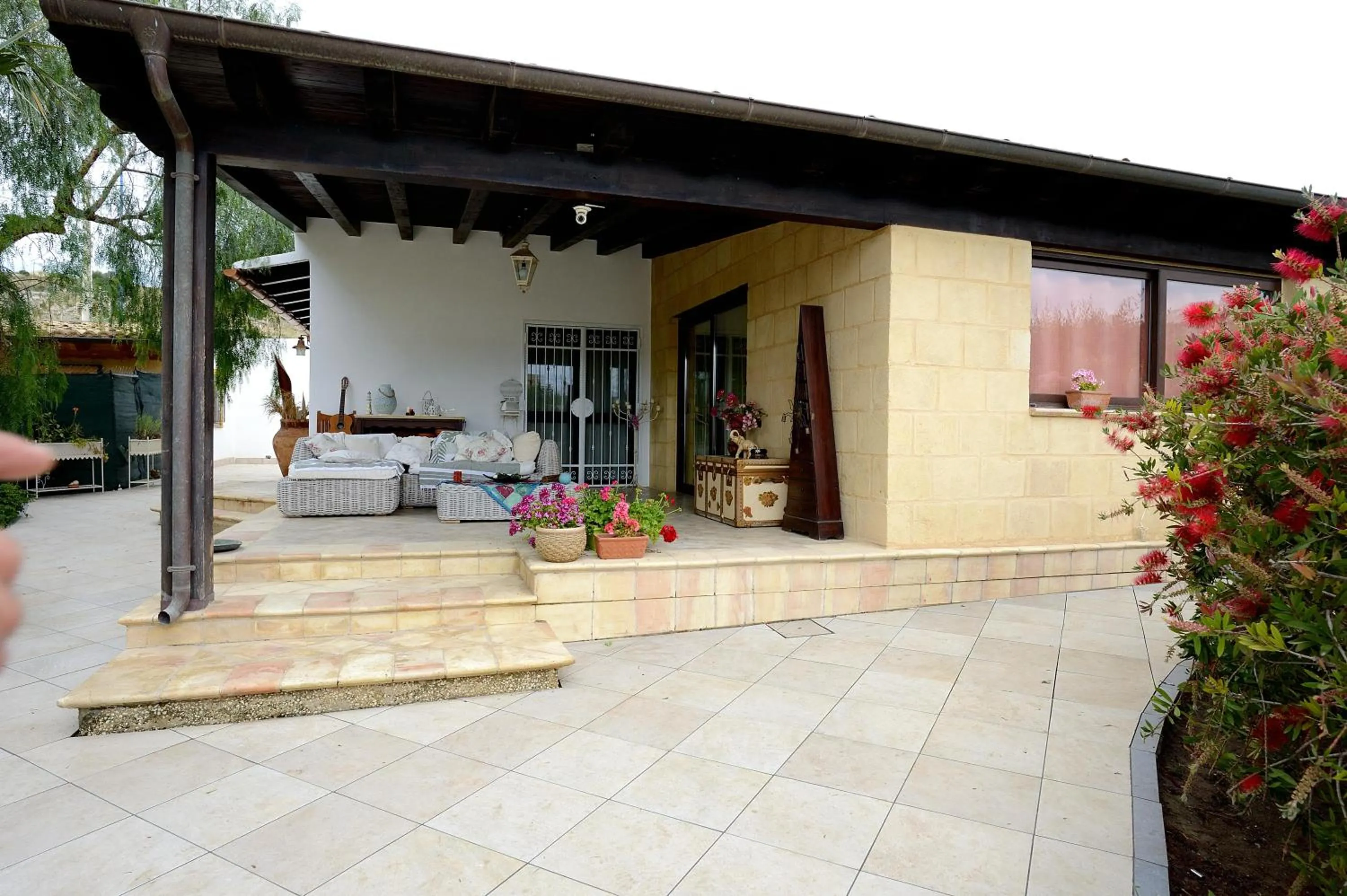 Property building in LUMIE DI SICILIA