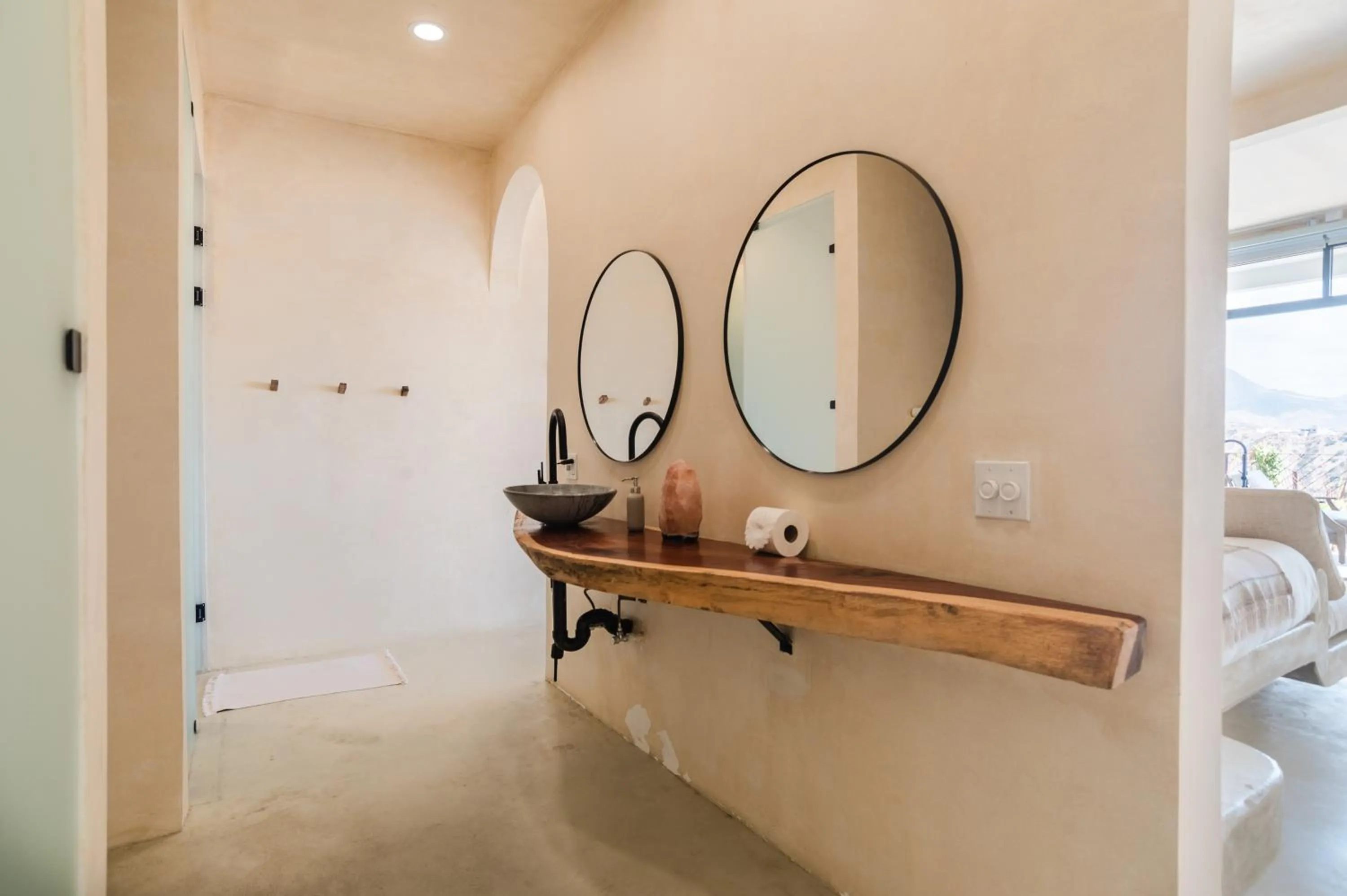 Bathroom, Bed in Native Residence