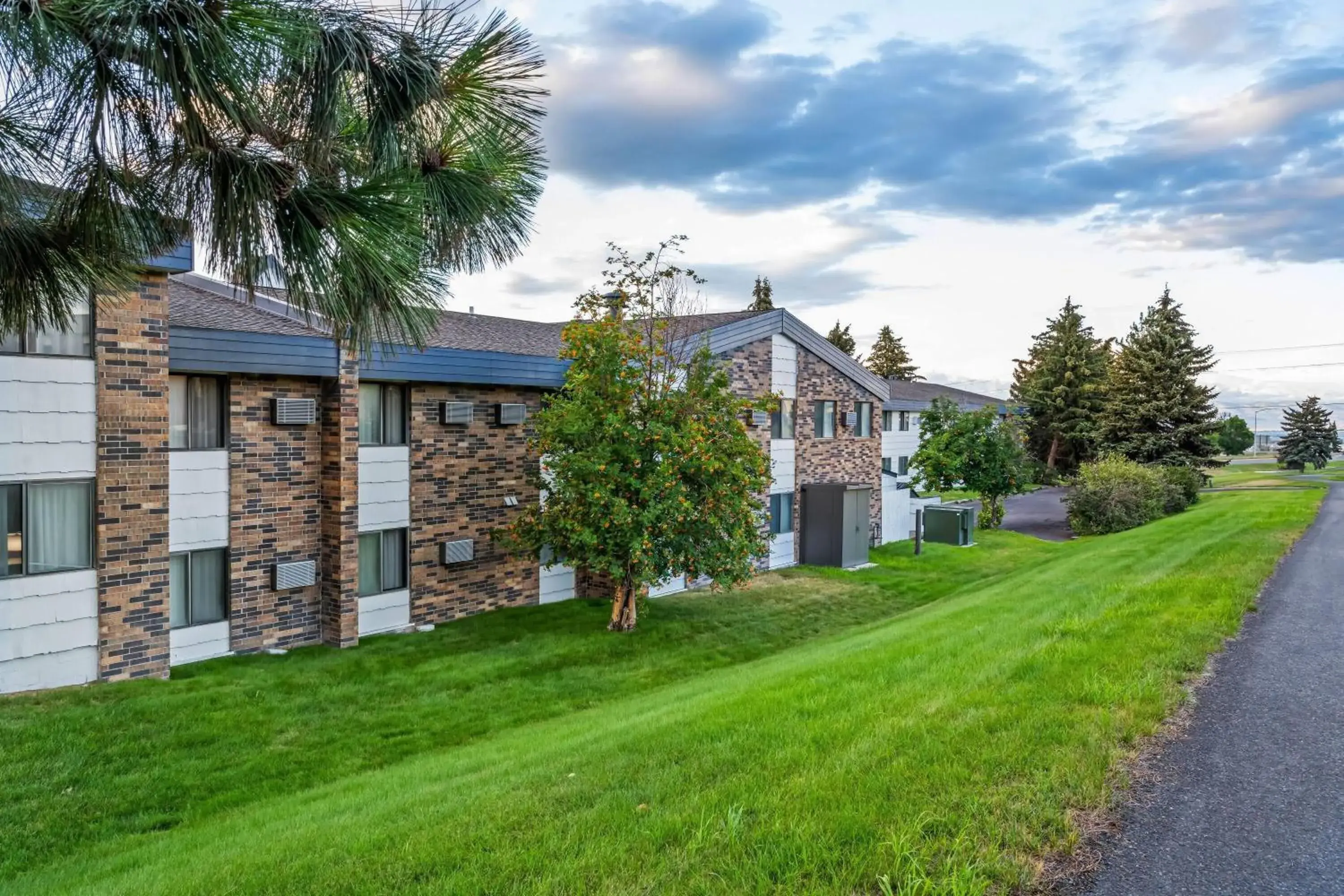 Property building in Days Inn by Wyndham Helena Property building in Days Inn by Wyndham Helena