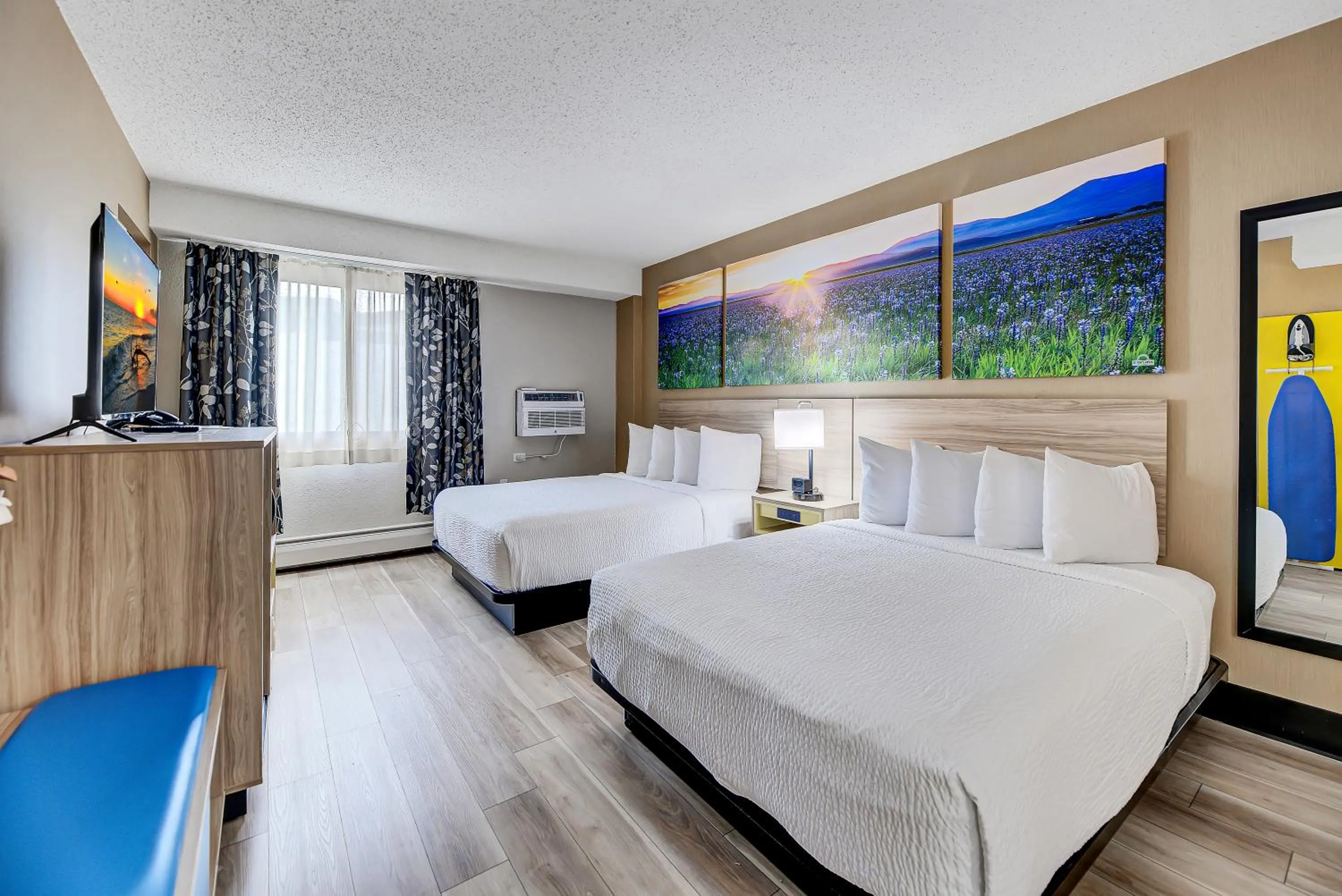 Bed in Days Inn by Wyndham Helena