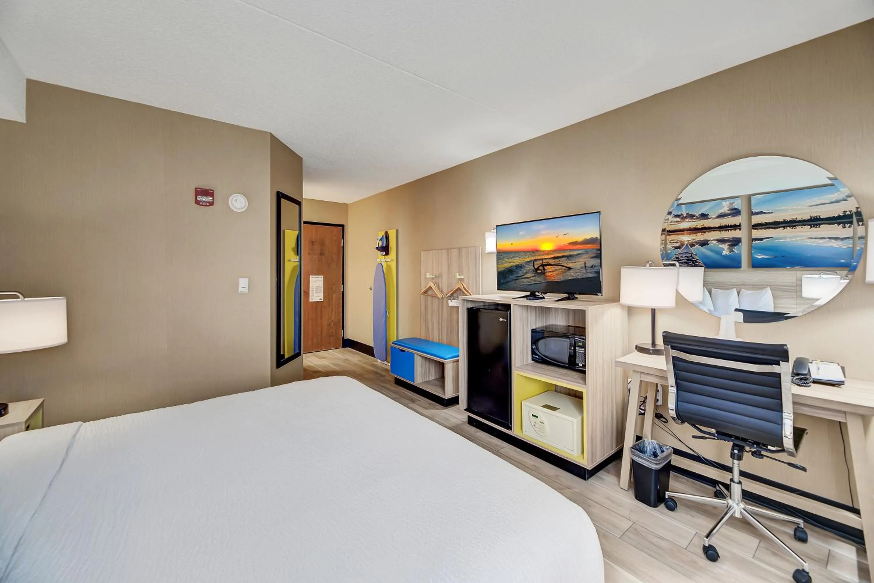 Restaurant/places to eat, Bed in Days Inn by Wyndham Helena