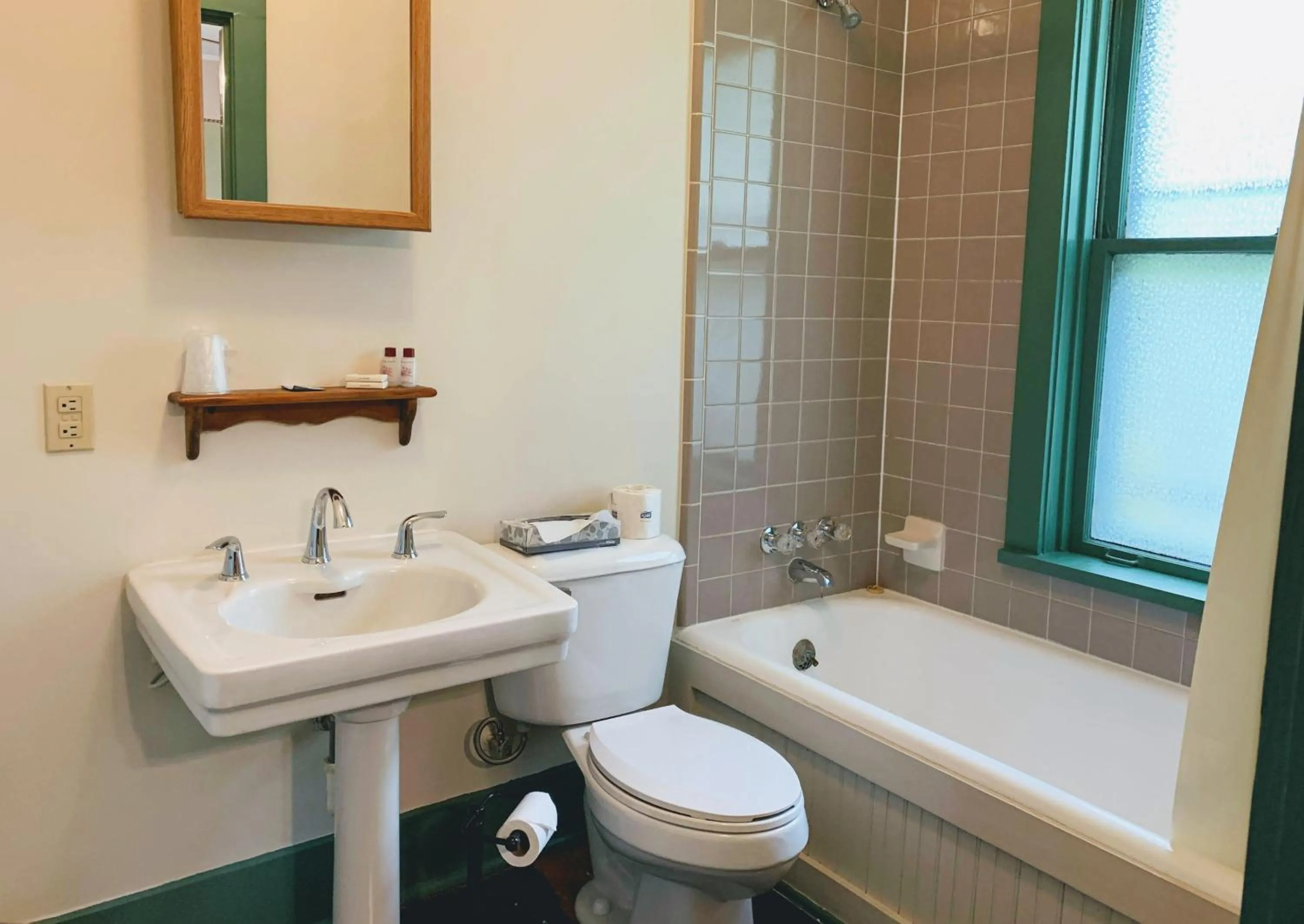 Bathroom in Gordon Beach Inn