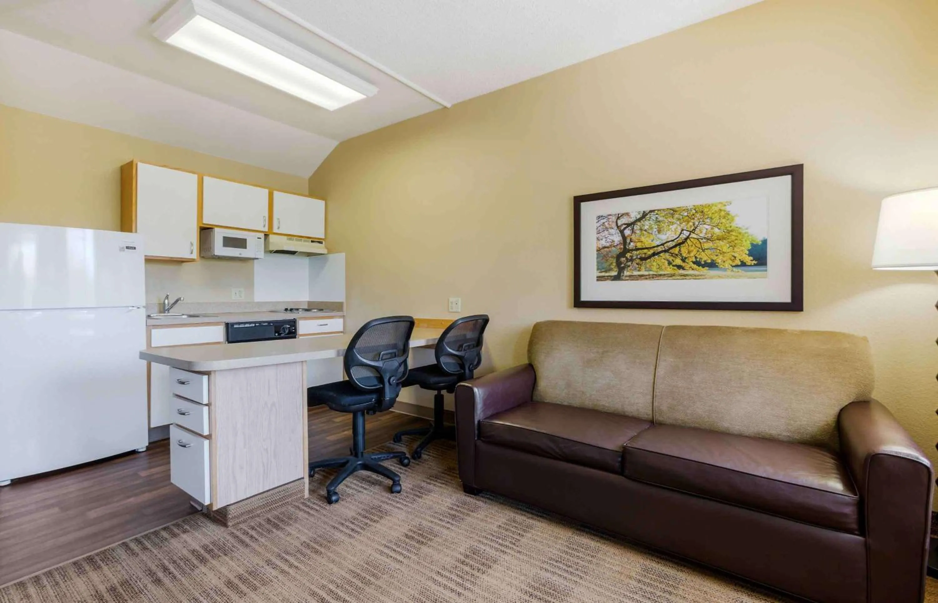 Bedroom in Extended Stay America Suites - Phoenix - Airport - Tempe