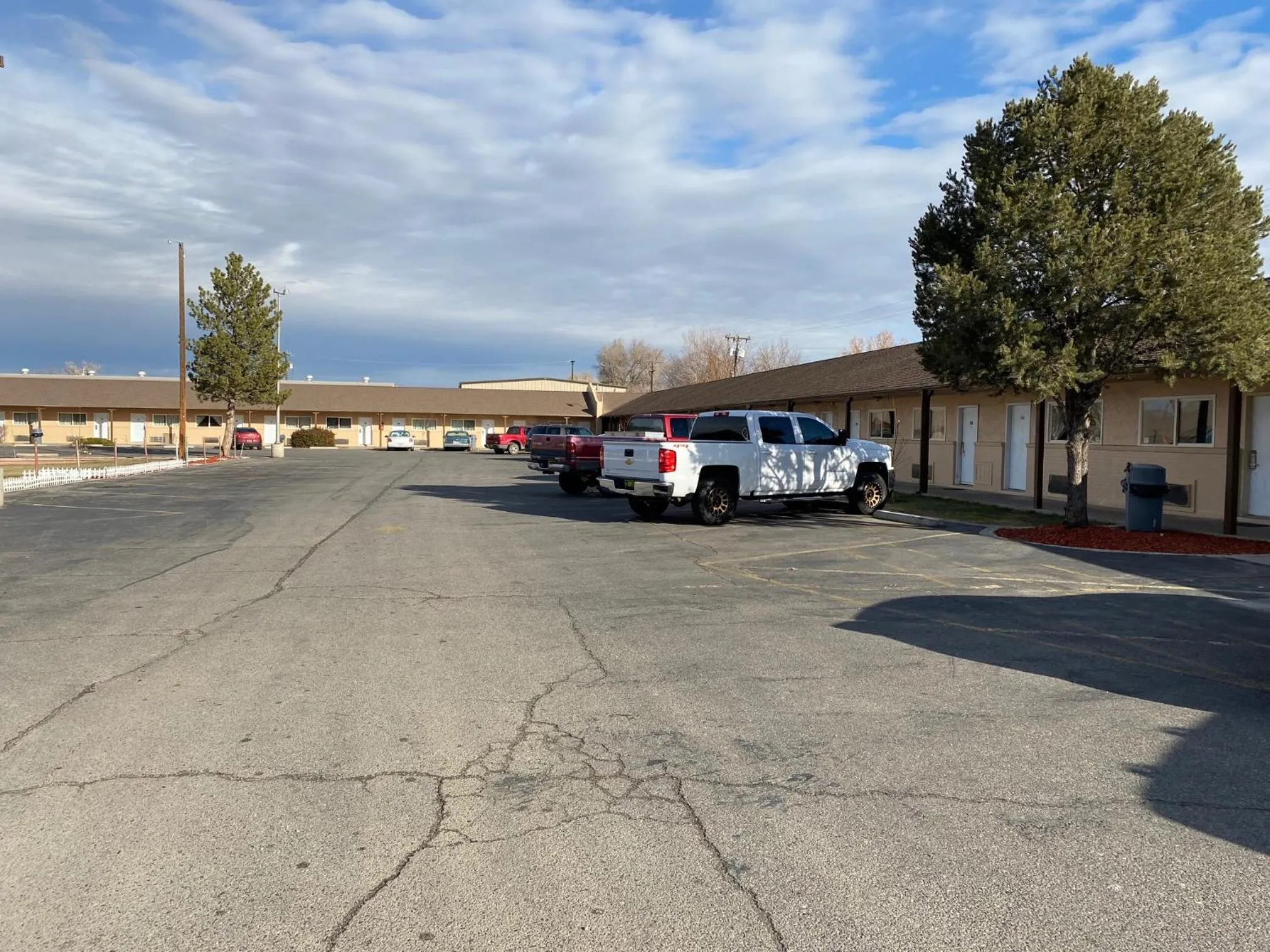 Parking in Four Corners Inn